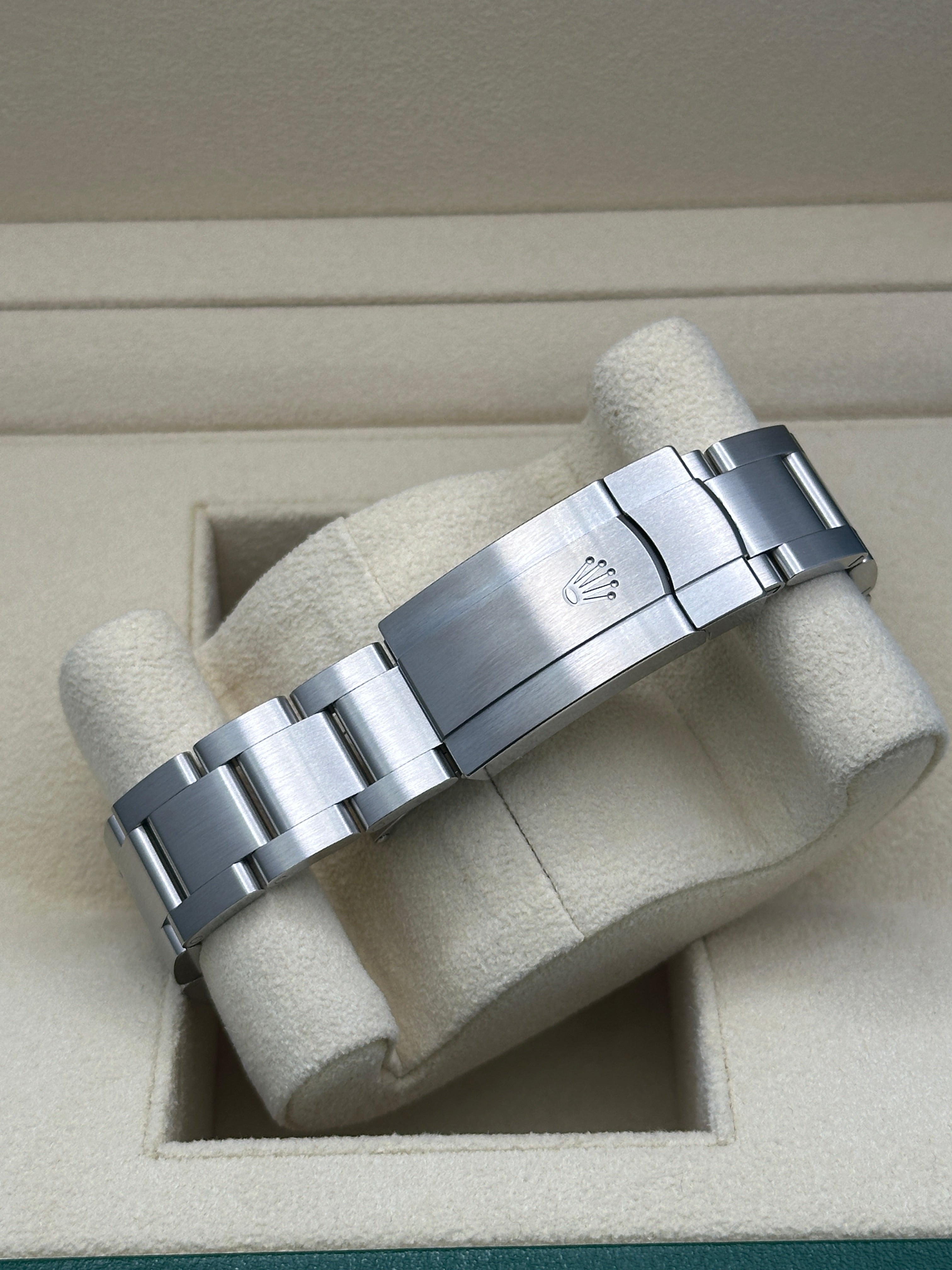 Rolex Oyster Perpetual 36  - Candy Pink Index Dial - Oyster Bracelet - 126000 cpio