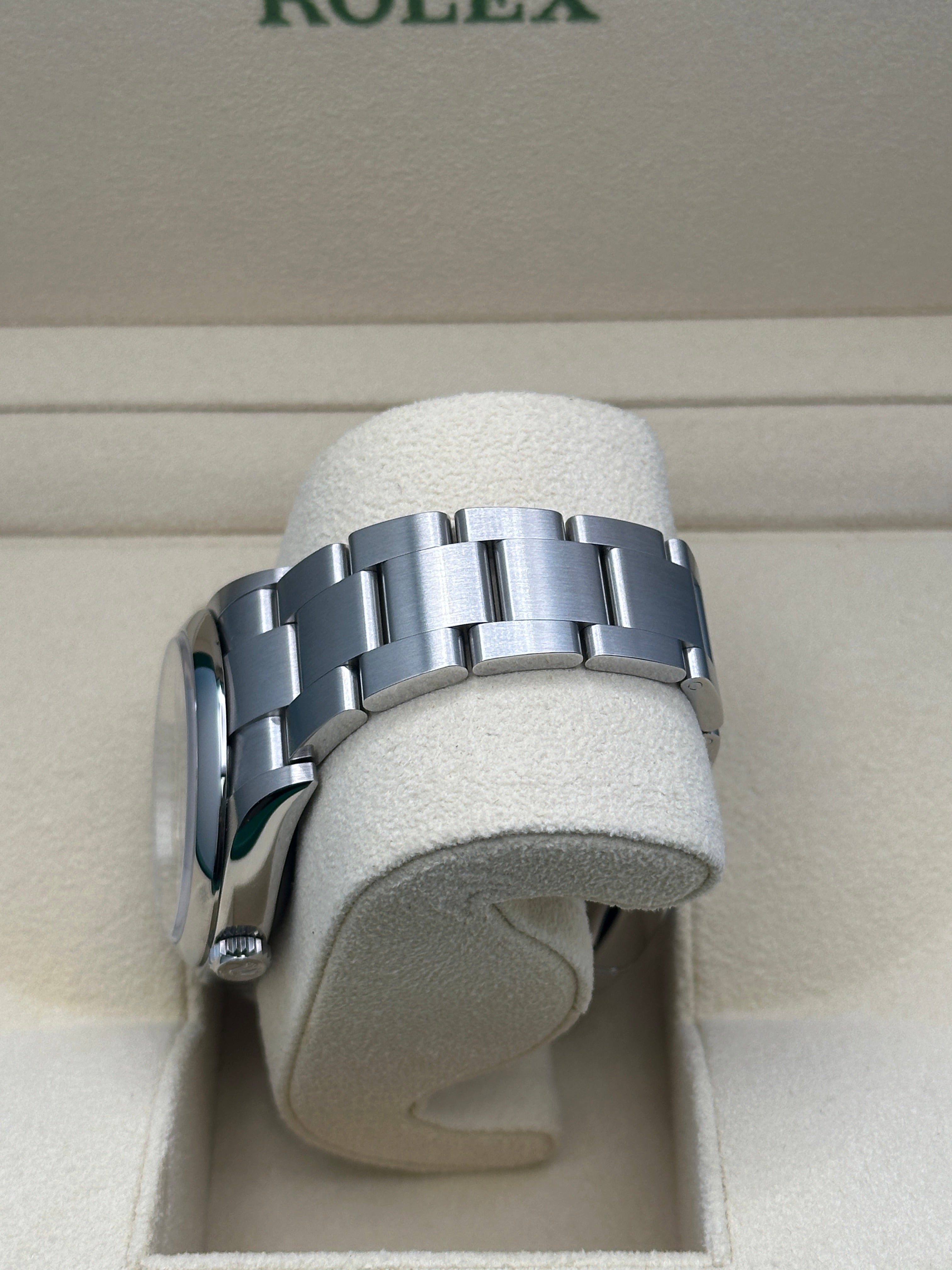 Rolex Oyster Perpetual 36  - Candy Pink Index Dial - Oyster Bracelet - 126000 cpio