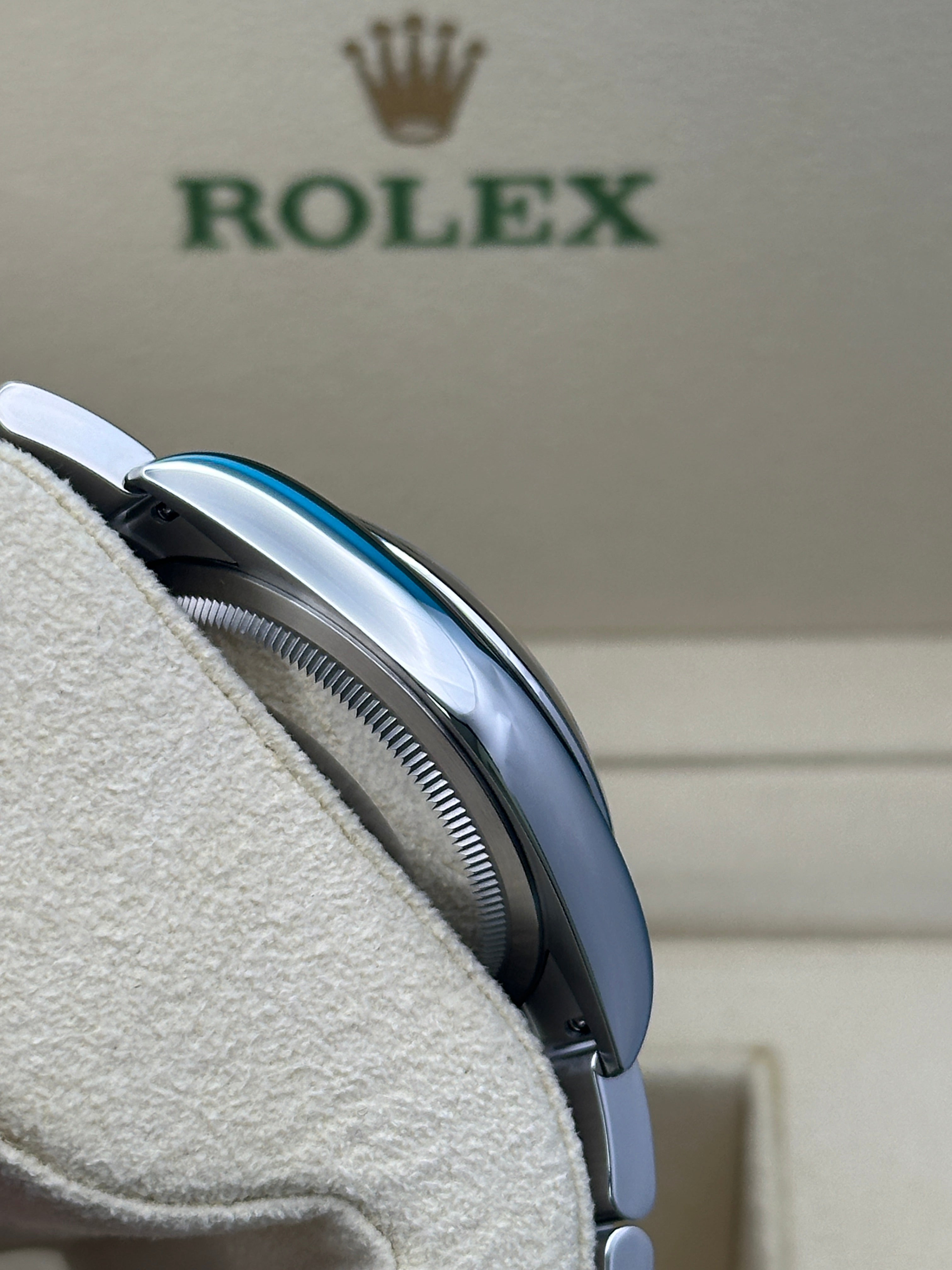 Rolex Oyster Perpetual 36  - Candy Pink Index Dial - Oyster Bracelet - 126000 cpio