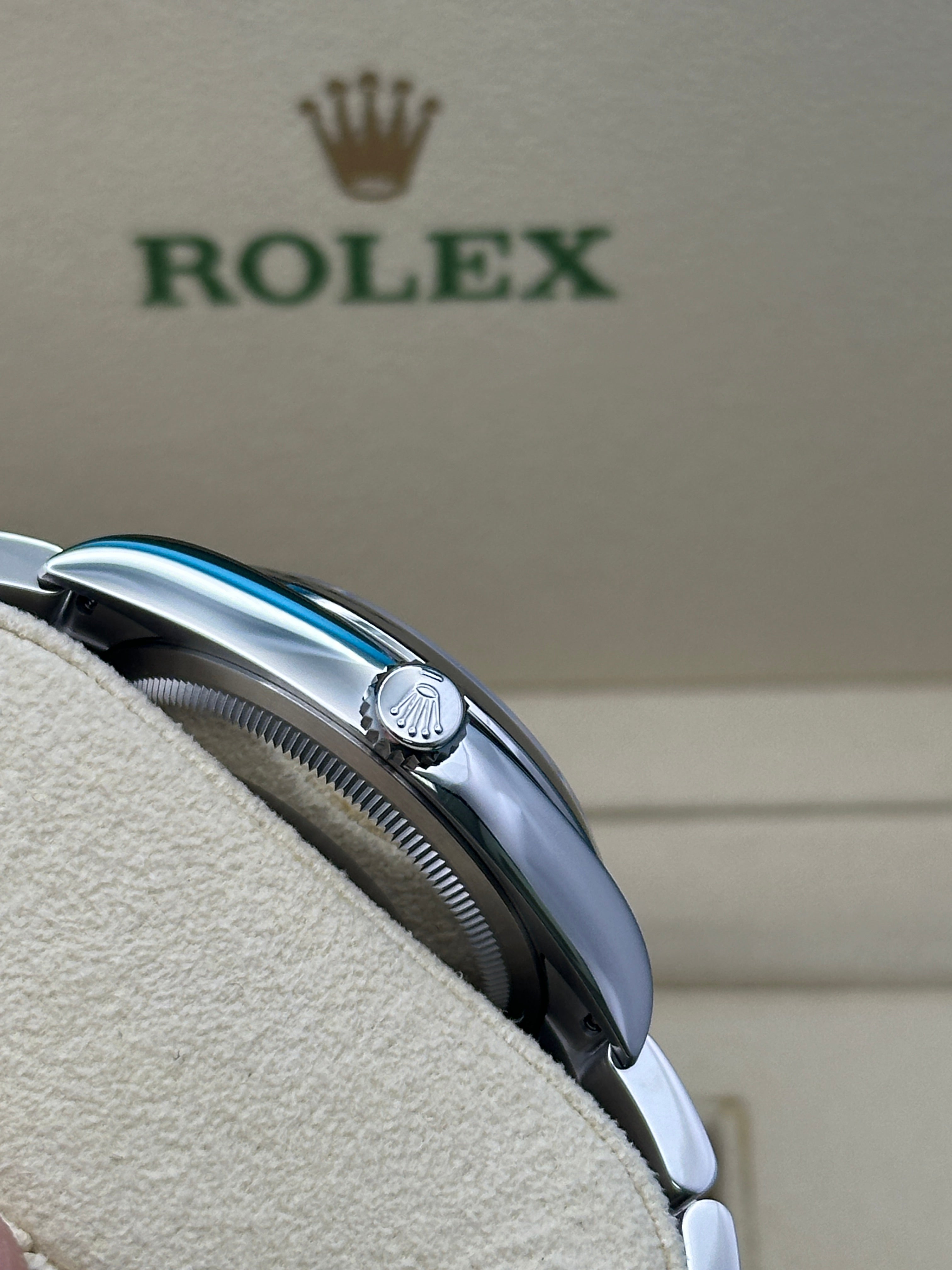 Rolex Oyster Perpetual 36  - Candy Pink Index Dial - Oyster Bracelet - 126000 cpio
