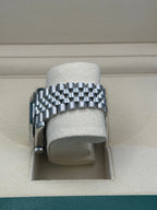 Rolex Steel Datejust 41  - Smooth Bezel - Silver Index Dial - Jubilee Bracelet - 126300 sij