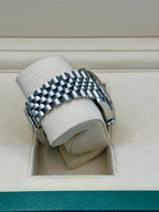 Rolex Steel and White Gold Rolesor Datejust 41  - Blue Index Dial - Jubilee Bracelet - 126334 blij