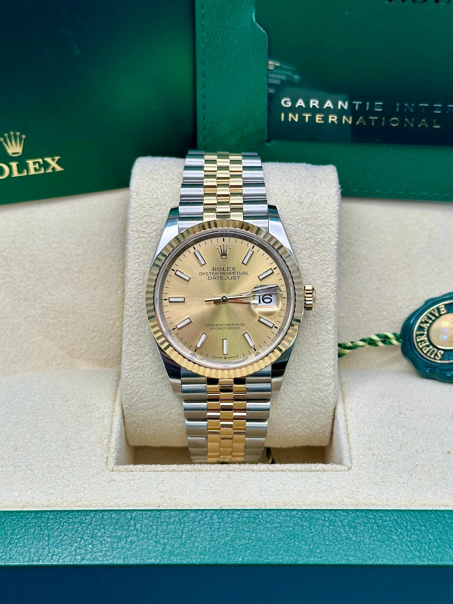 Rolex Steel and Yellow Gold Rolesor Datejust 36  - Champagne Index Dial - Jubilee Bracelet - 126233 chij