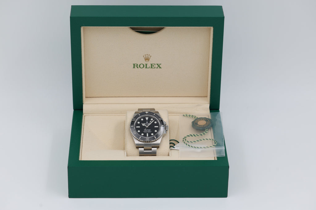Rolex - Submariner - Dial Black - 124060 - 2022
