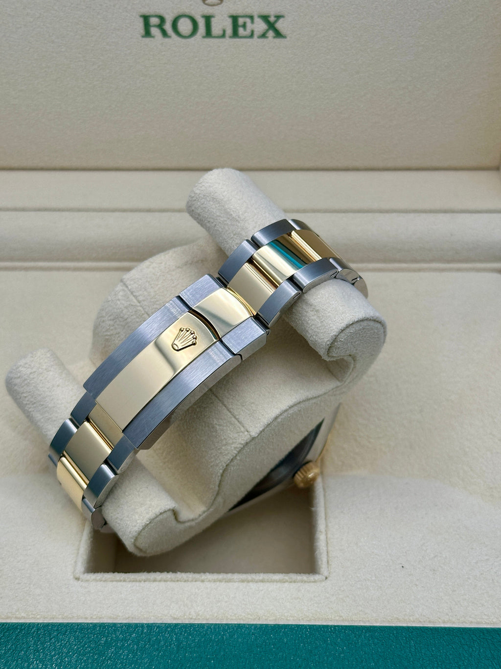 Rolex Sky Dweller 42 White Dial Yellow Gold Stainless Steel Oyster Mens  336933