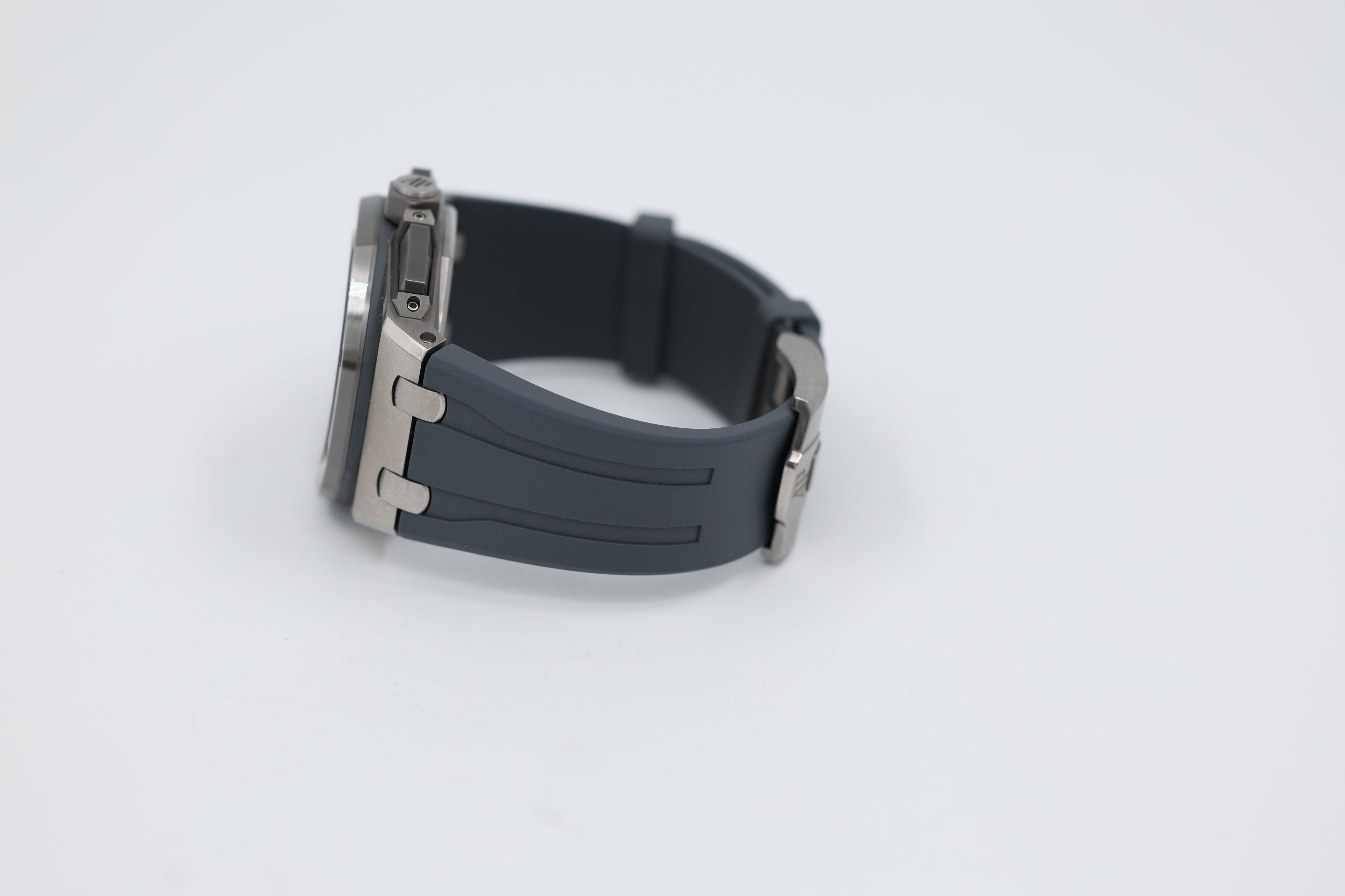 Audemars Piguet - Offshore - Grey/Blue Dial - 26420IO - 2022