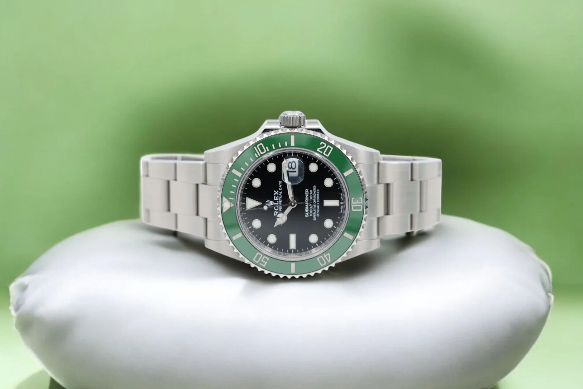 Rolex - Submariner - Starbucks - 126610LV - 2024