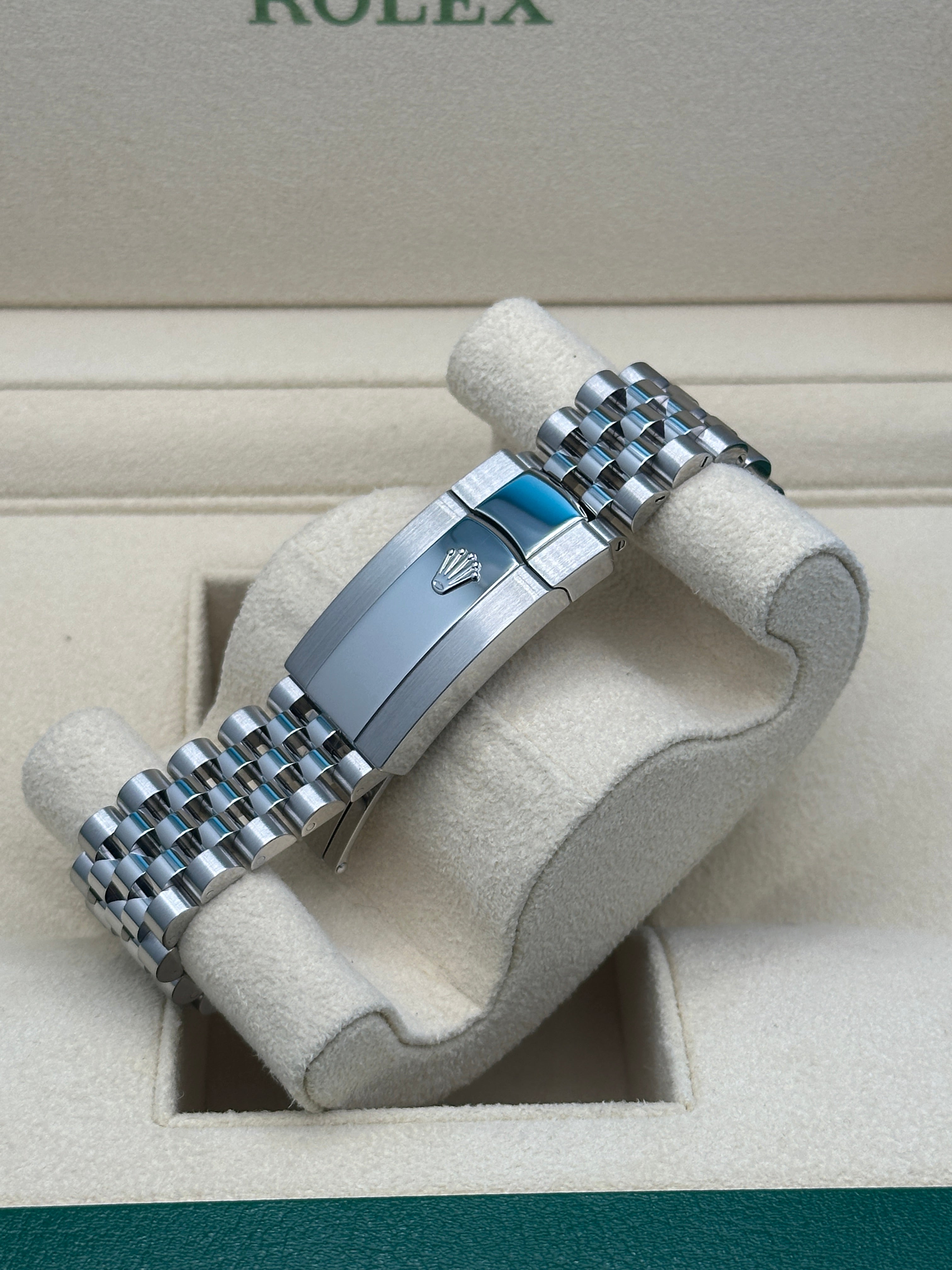 Rolex Steel and White Gold Rolesor Datejust 41  - White Mother-Of-Pearl Diamond Dial - Jubilee Bracelet - 126334 wmdj