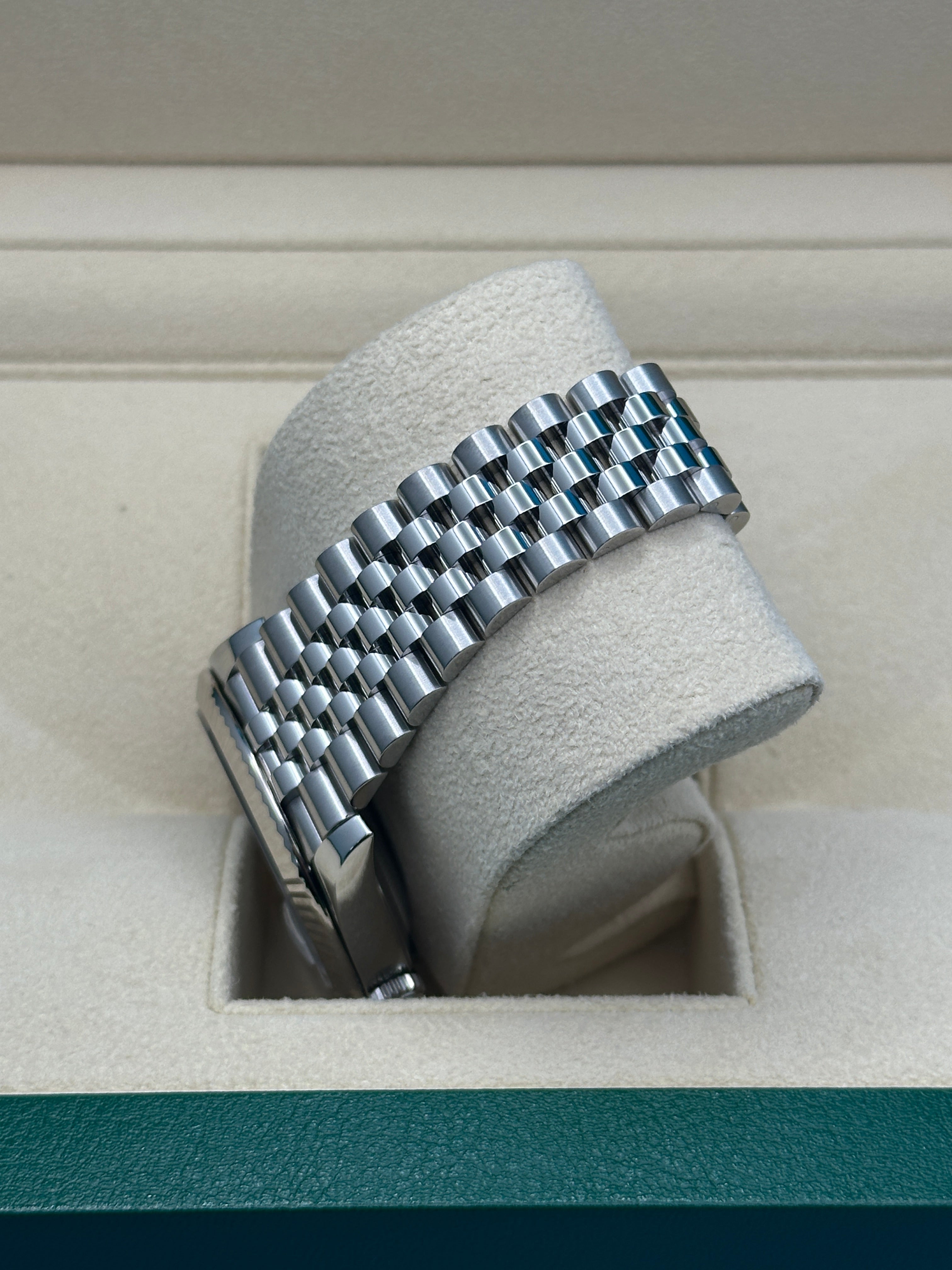 Rolex Steel and White Gold Rolesor Datejust 41  - White Mother-Of-Pearl Diamond Dial - Jubilee Bracelet - 126334 wmdj