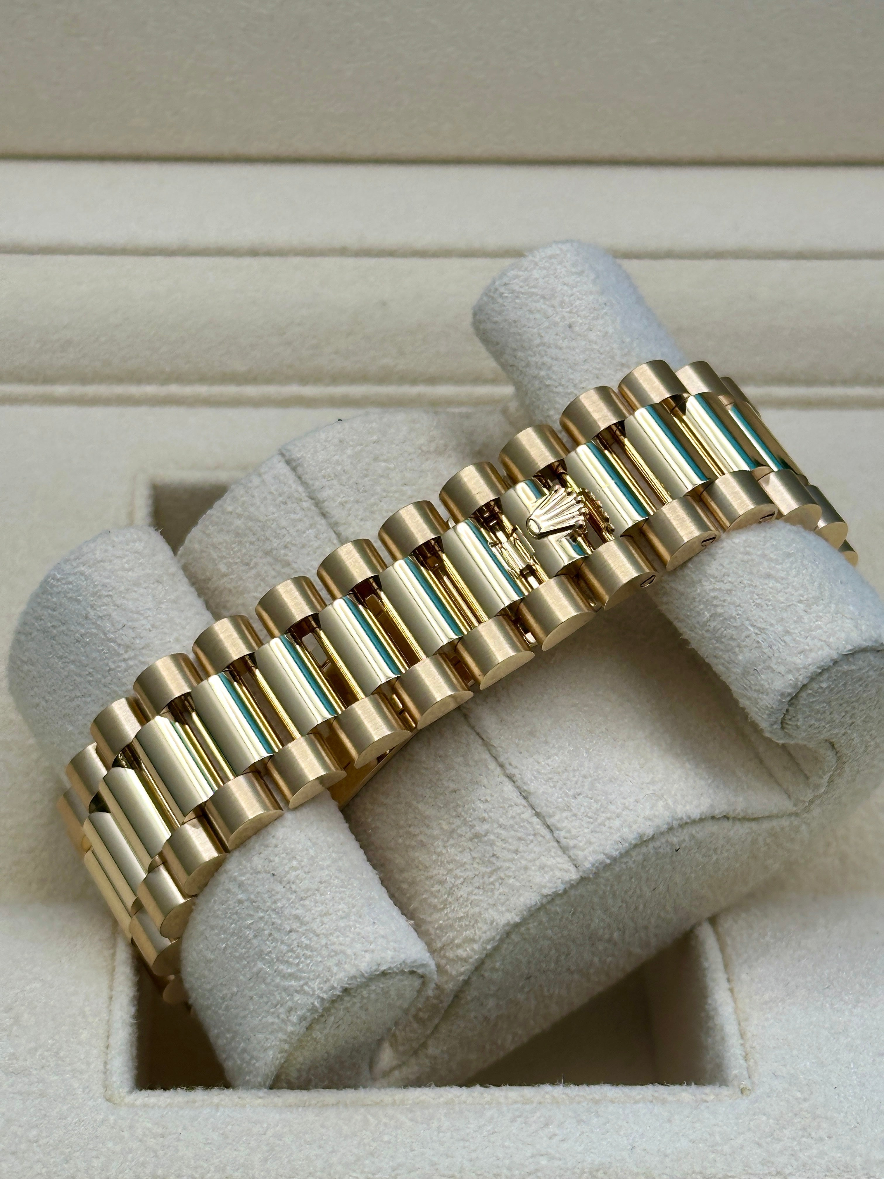 Rolex Day-Date 40 Green Dial 18K Yellow Gold President