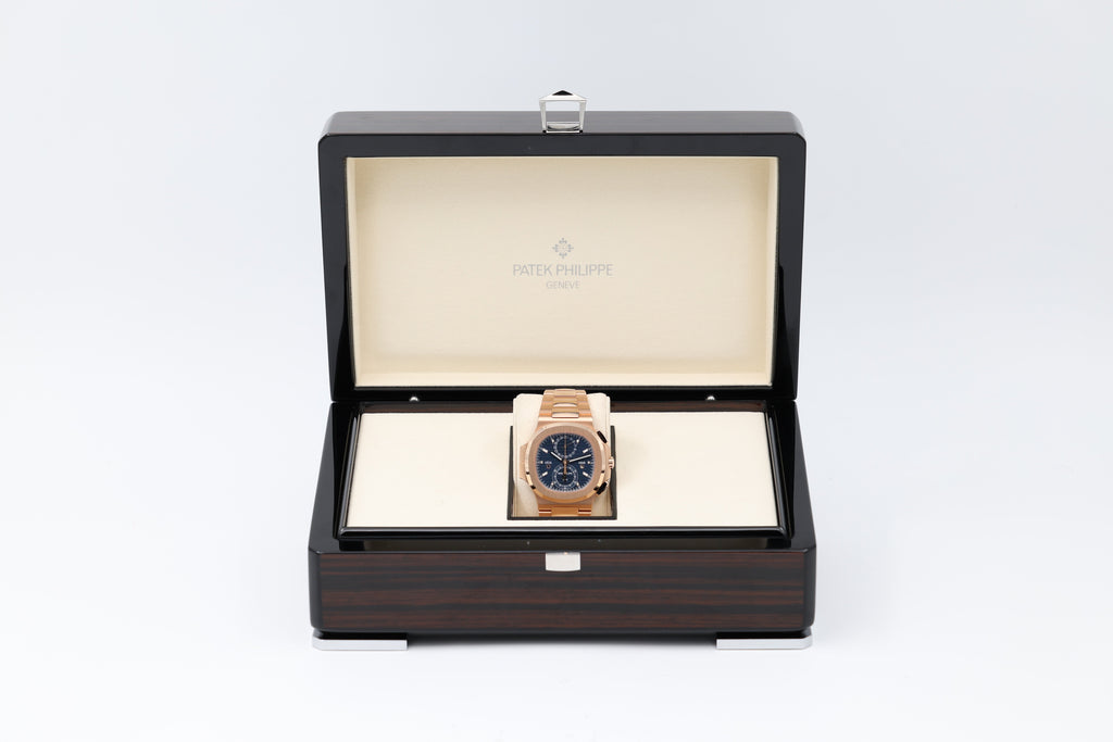 Patek Philippe - Nautilus - Blue Dial - 5990/1R - 2025