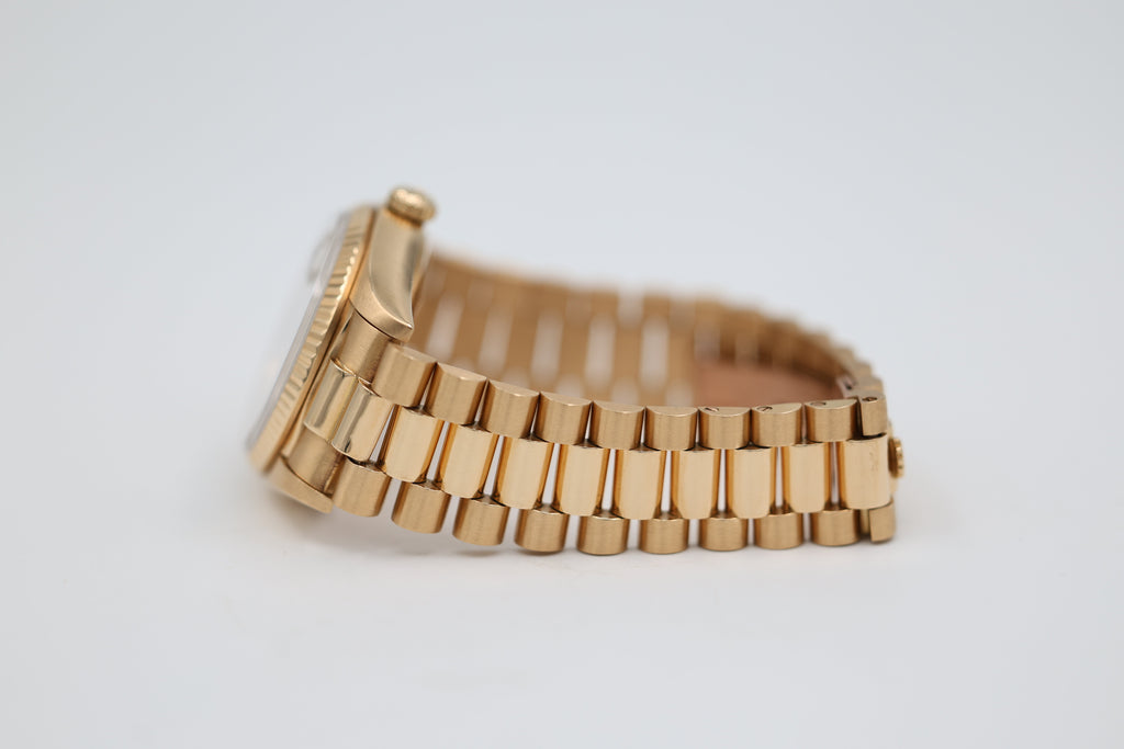 Rolex - Day-Date - Champagne Dial - Ref. 18038 - 1979