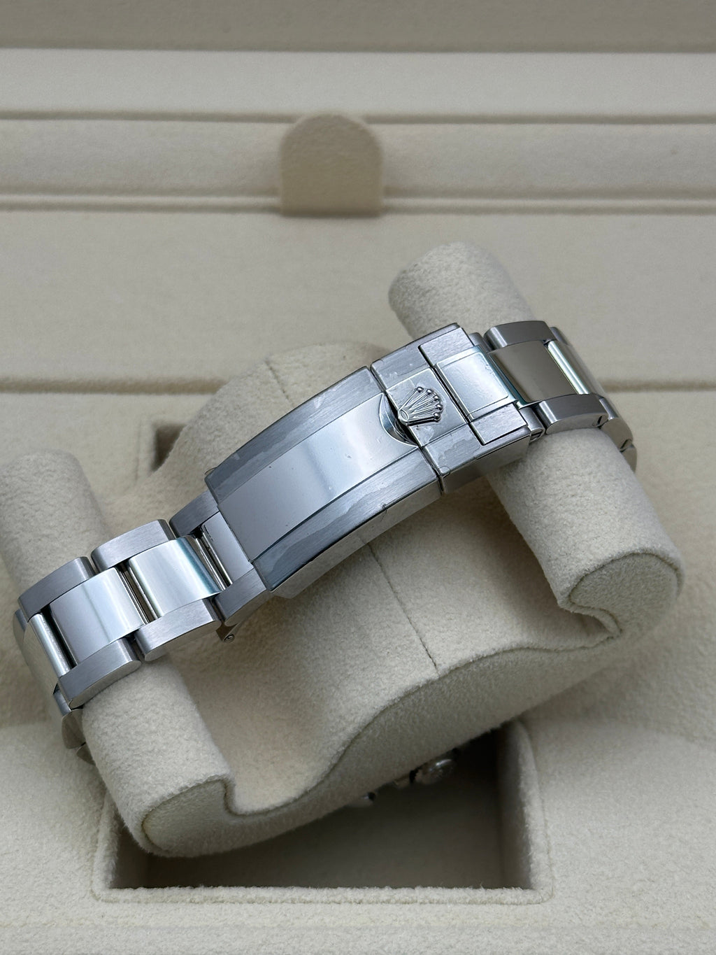 Rolex Platinum  Daytona  - Chestnut Brown Cerachrom Bezel - Ice Blue Baguette Dial - Oyster Bracelet - 126506 icebag