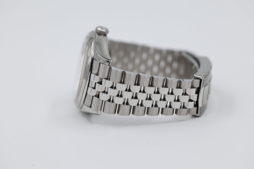 Rolex - Datejust - Silver Dial - 126200 - 2024