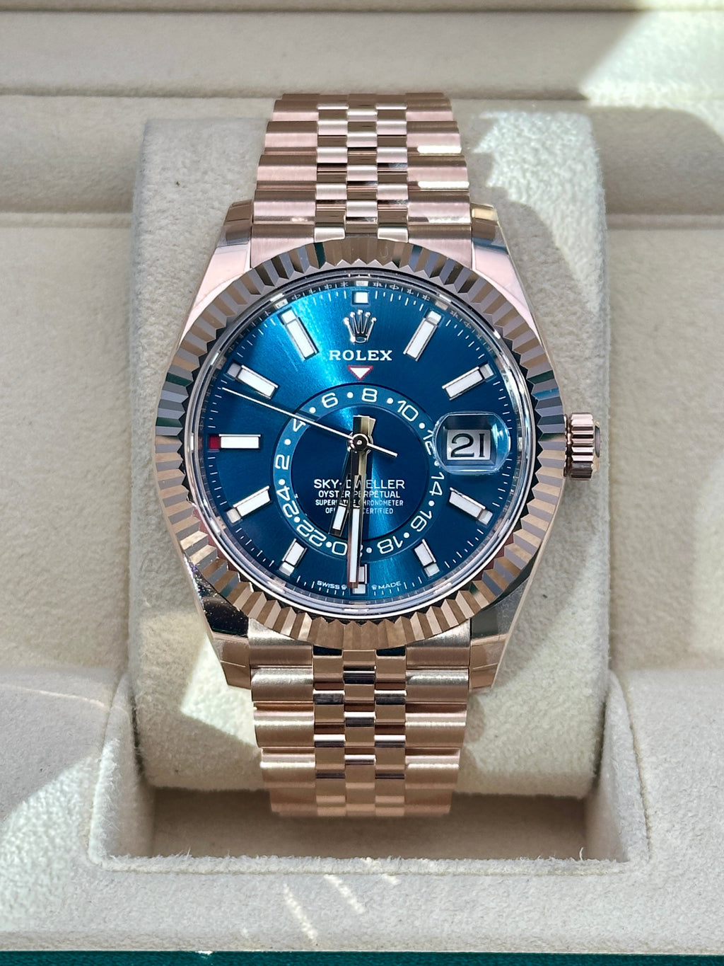 Rolex Sky Dweller 42 Blue Dial Rose Gold Jubilee Mens  336935