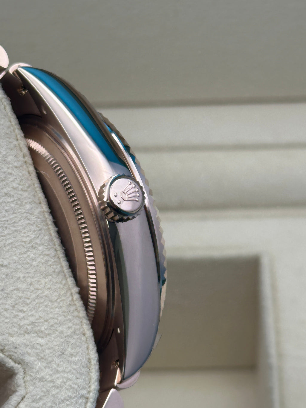 Rolex Sky Dweller 42 Blue Dial Rose Gold Jubilee Mens  336935