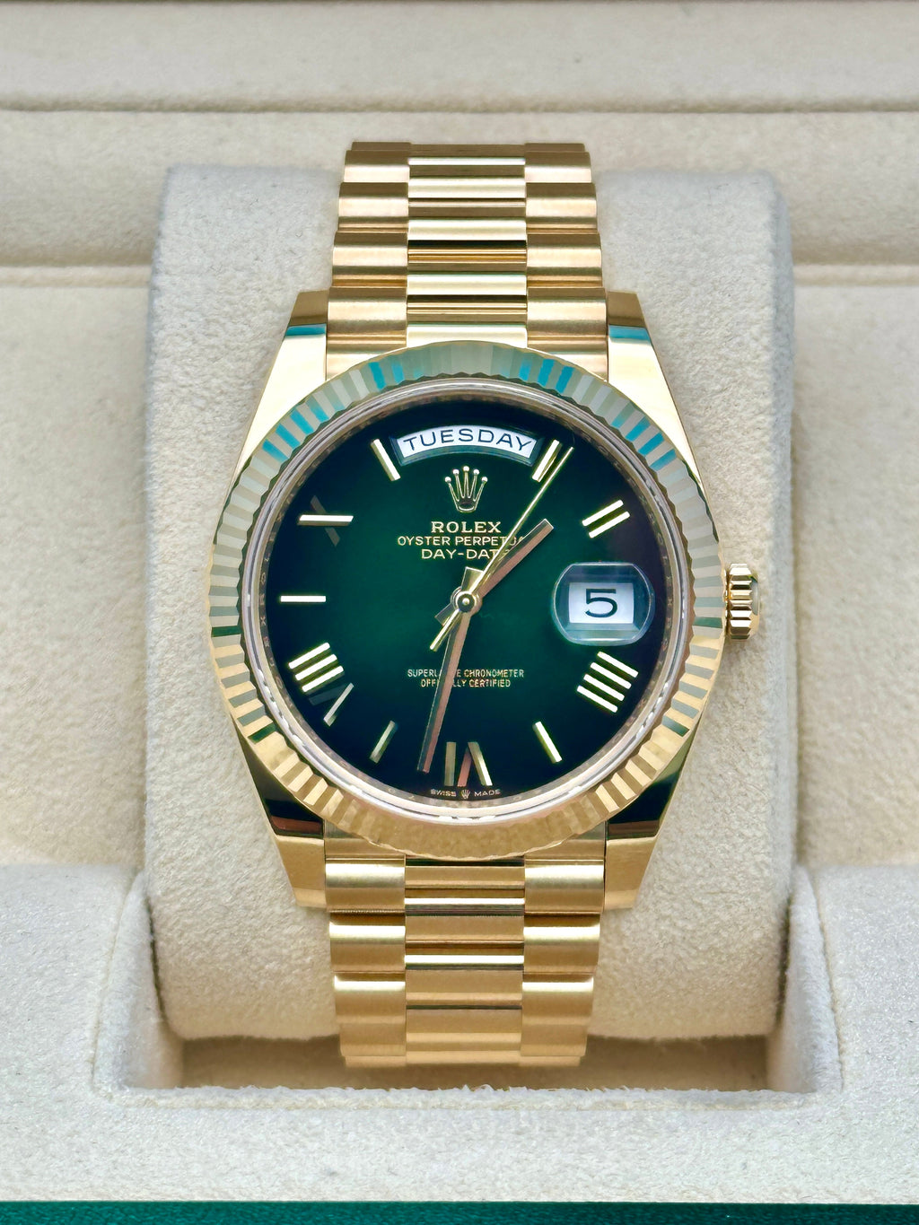 Rolex Day-Date 40 Green Ombre Dial 18K Yellow Gold President