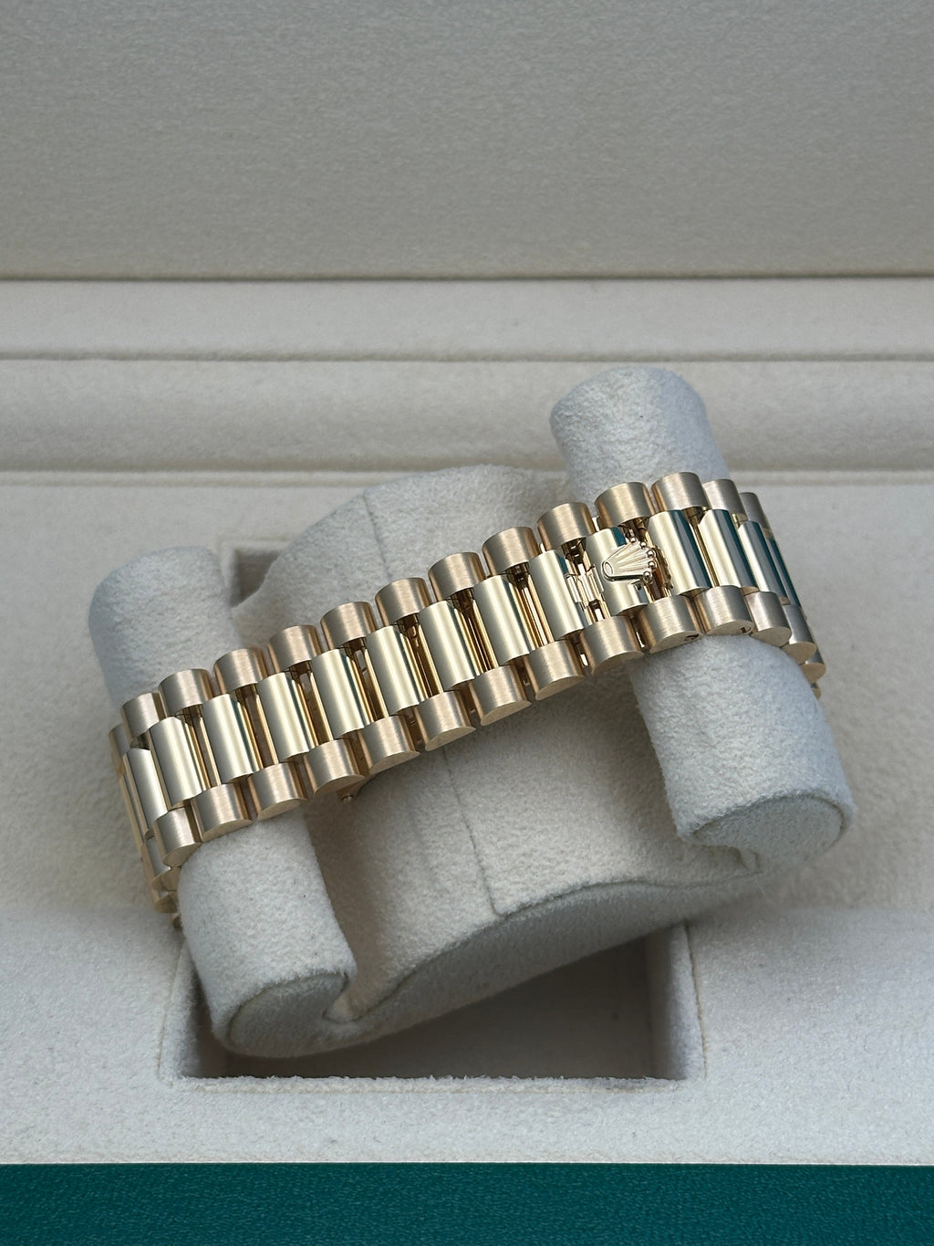Rolex Day-Date 40 Green Ombre Dial 18K Yellow Gold President