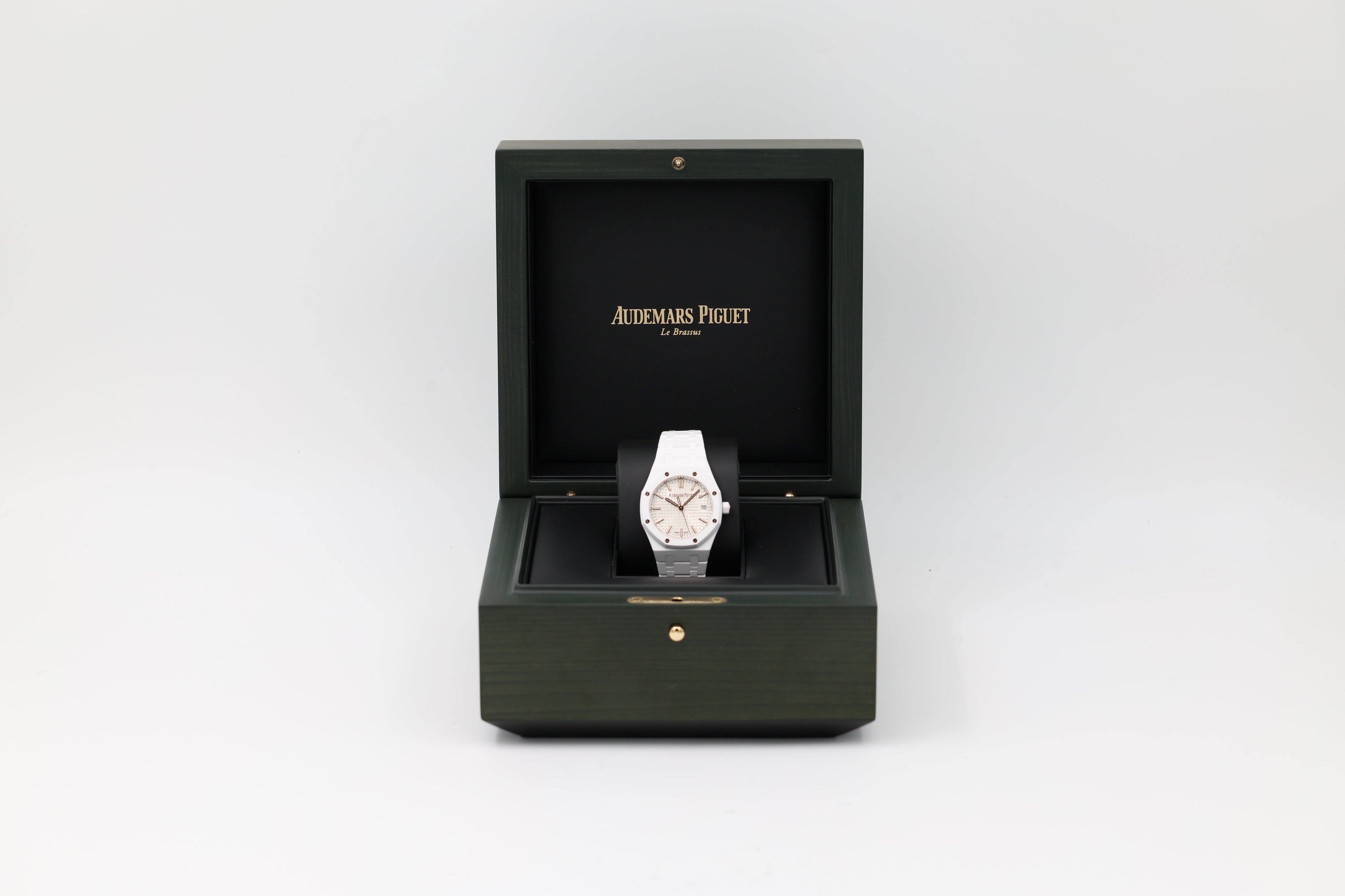 Audemars Piguet - Royal Oak - Silver & Gold Dial - 77350CB - 2026