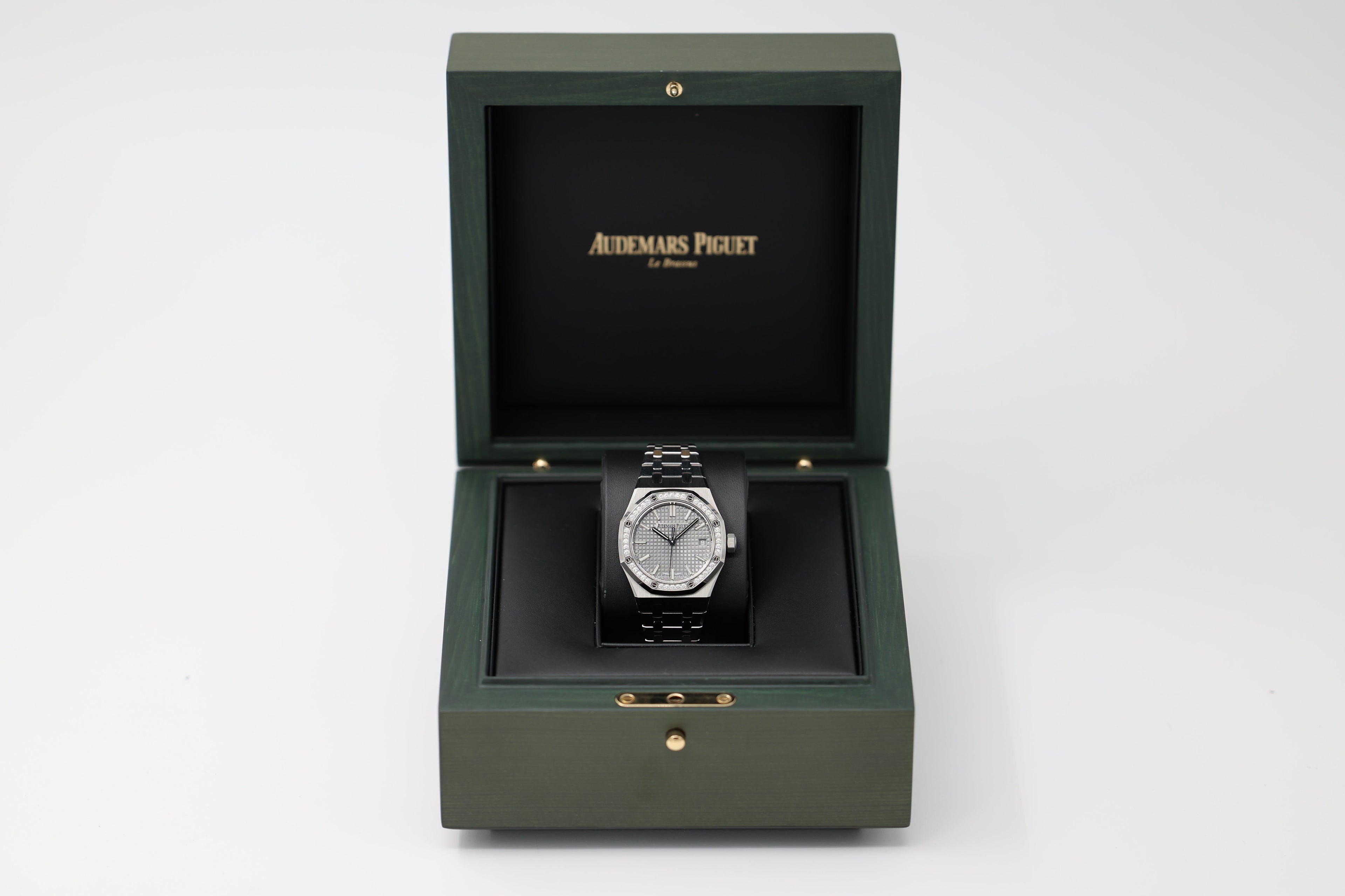 Audemars Piguet - Royal Oak - Grey Dial - 15551ST - 2022