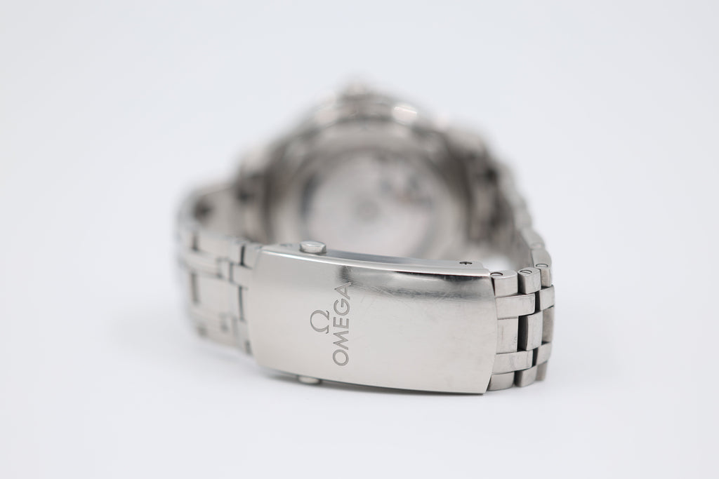 Omega - Seamaster Diver 300 - "Great White" - 210.30.42.20.04.001 - 2021
