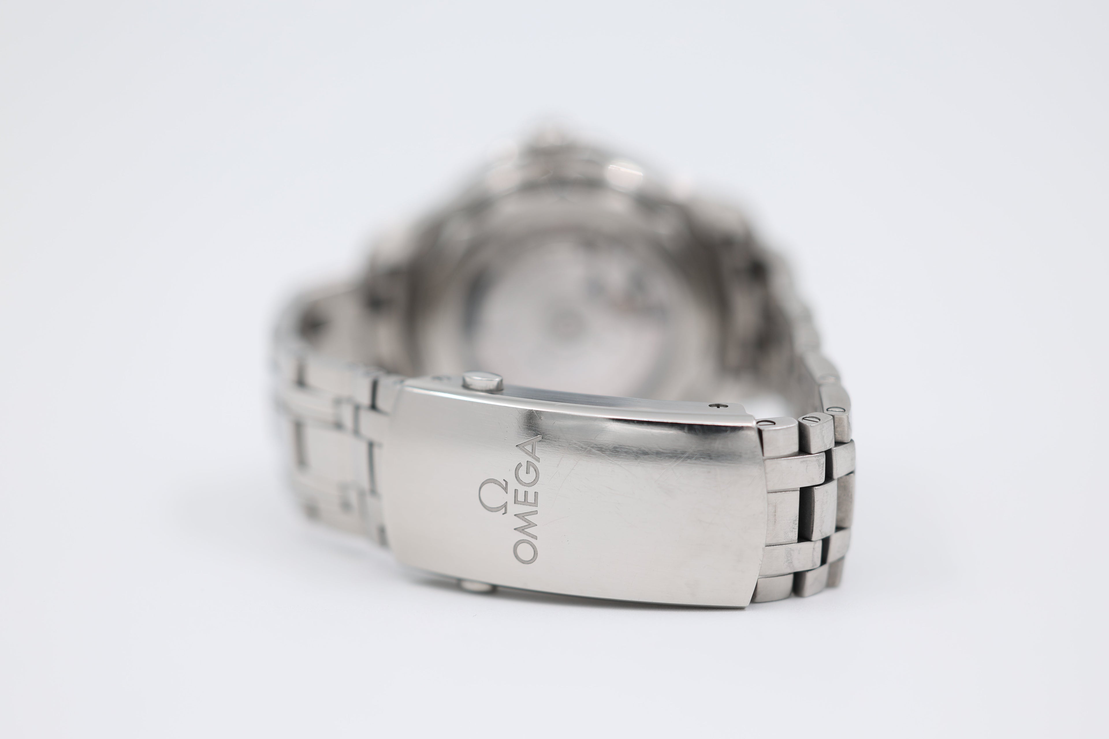 Omega - Seamaster Diver 300 - "Great White" - 210.30.42.20.04.001 - 2021