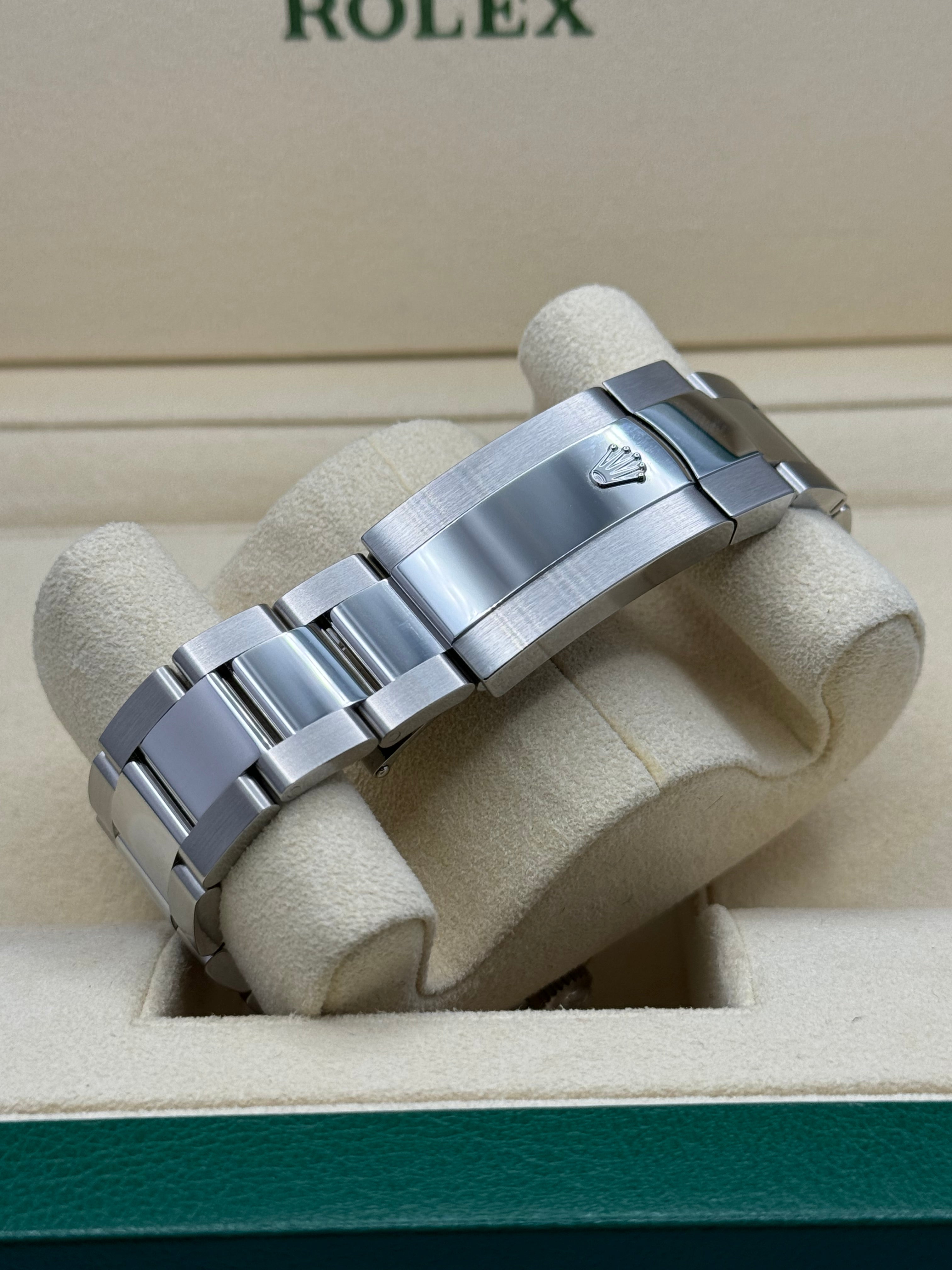 Rolex White Rolesor Sky-Dweller  - Fluted Ring Command Bezel - Blue Index Dial - Oyster Bracelet - 336934