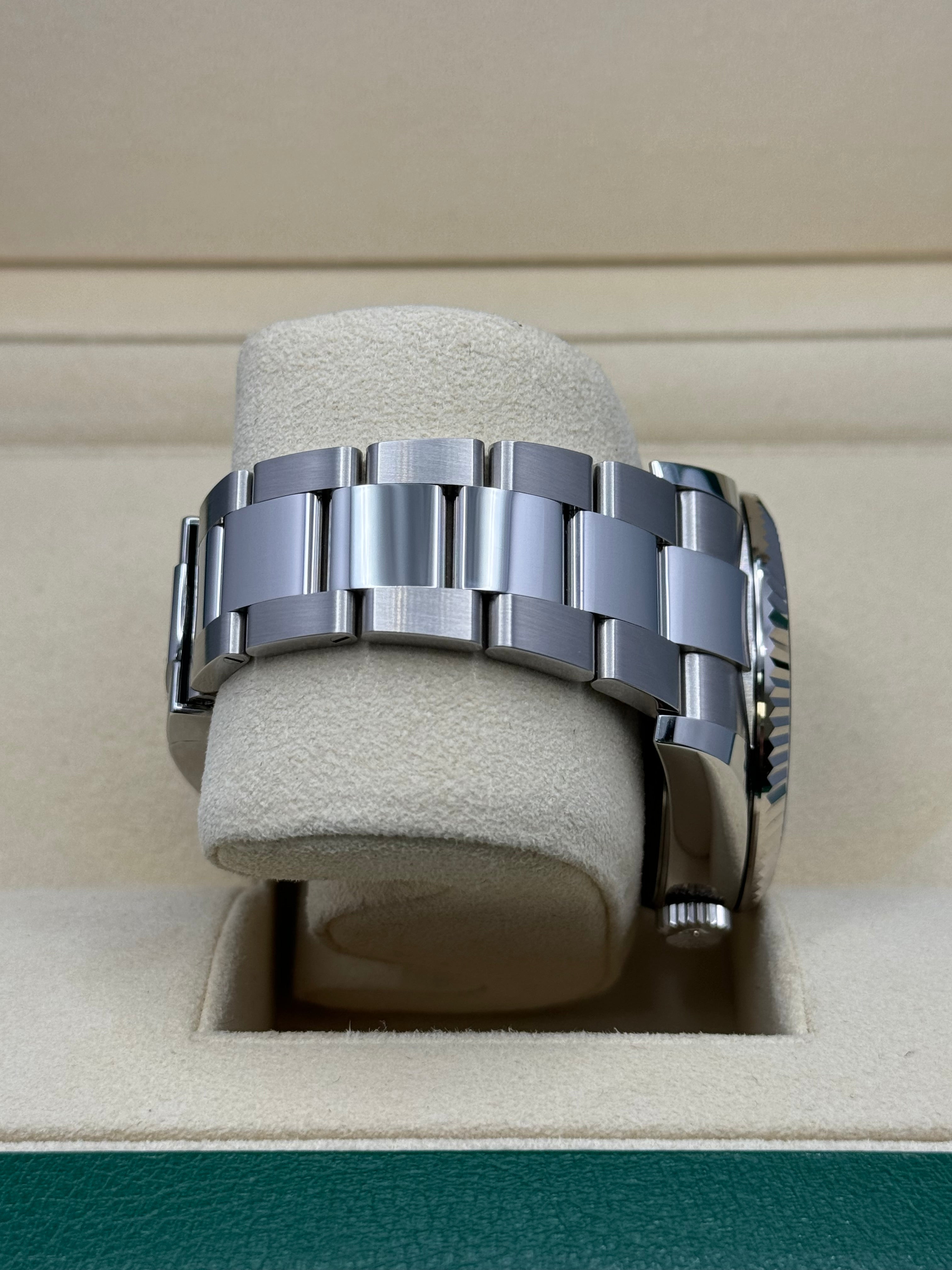 Rolex White Rolesor Sky-Dweller  - Fluted Ring Command Bezel - Blue Index Dial - Oyster Bracelet - 336934