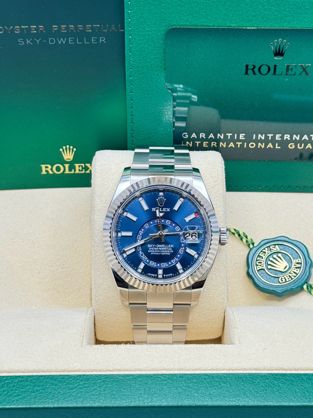 Rolex White Rolesor Sky-Dweller  - Fluted Ring Command Bezel - Blue Index Dial - Oyster Bracelet - 336934
