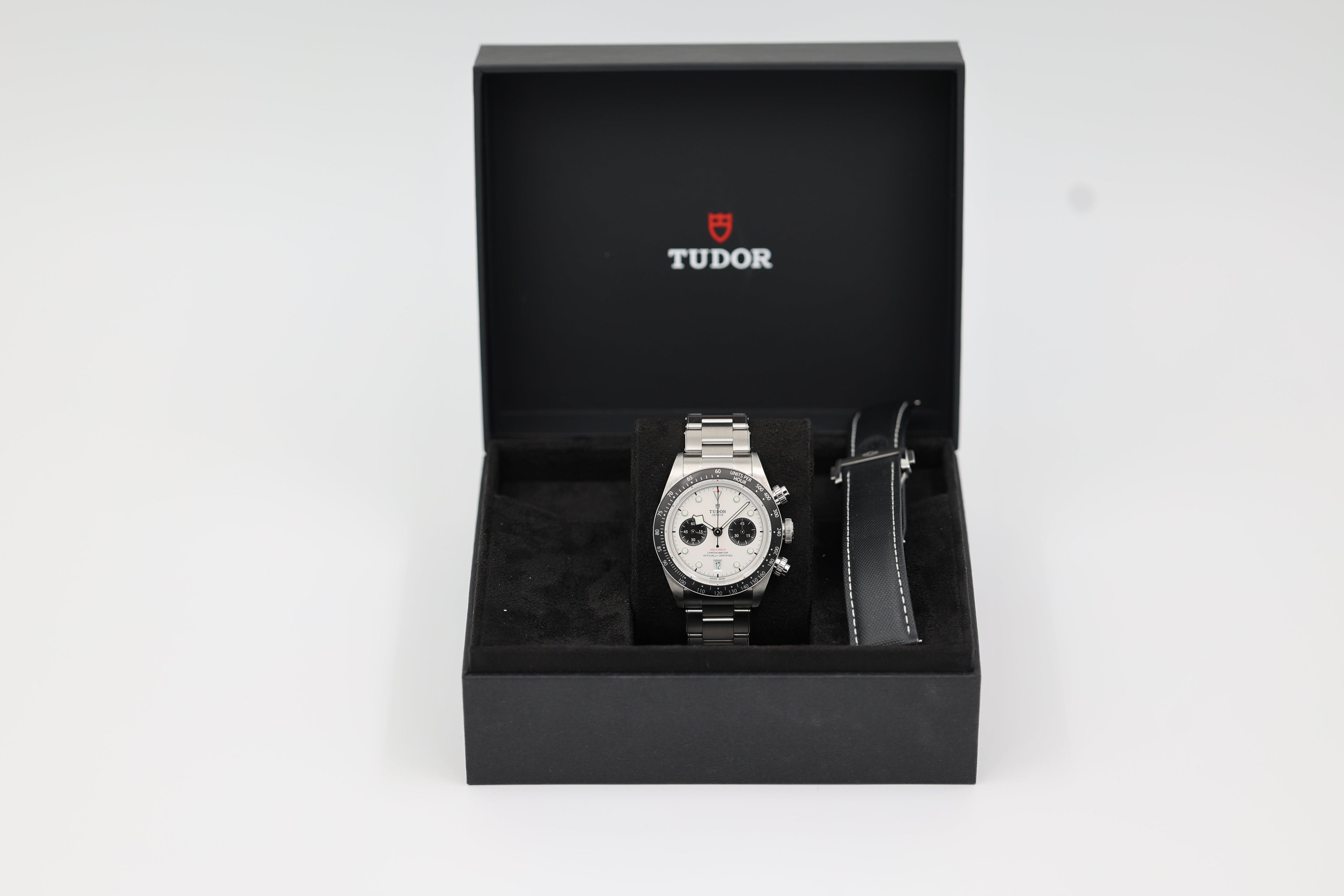 Tudor - Black Bay Chronograph - "Panda" - 79360N - 2024