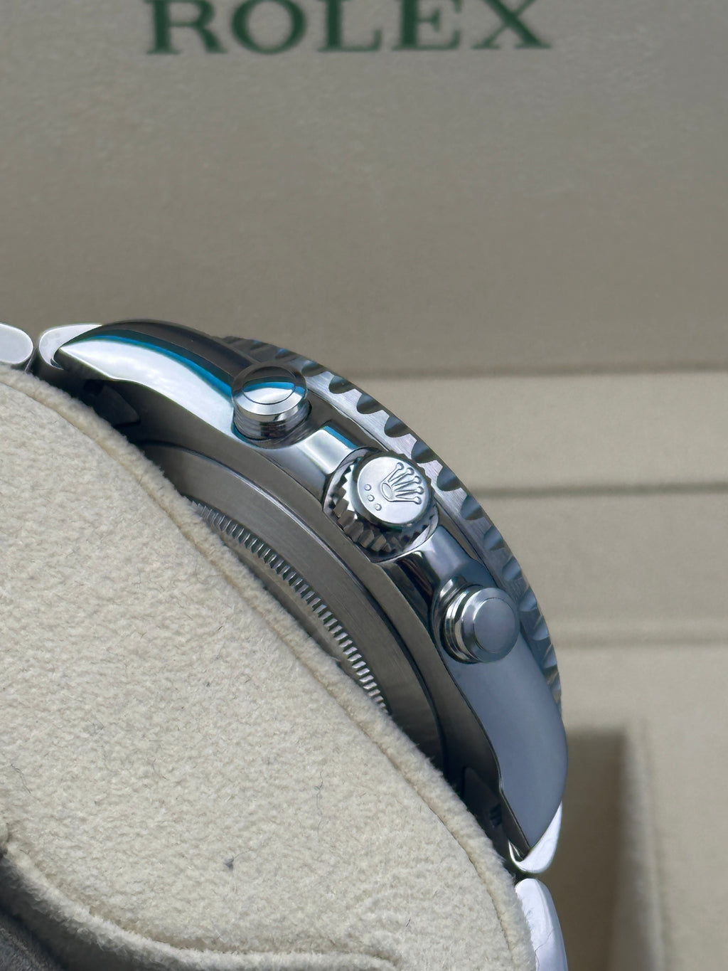 Rolex Steel Yacht-Master II 44  Mercedes Hands - Matt White Dial - 116680