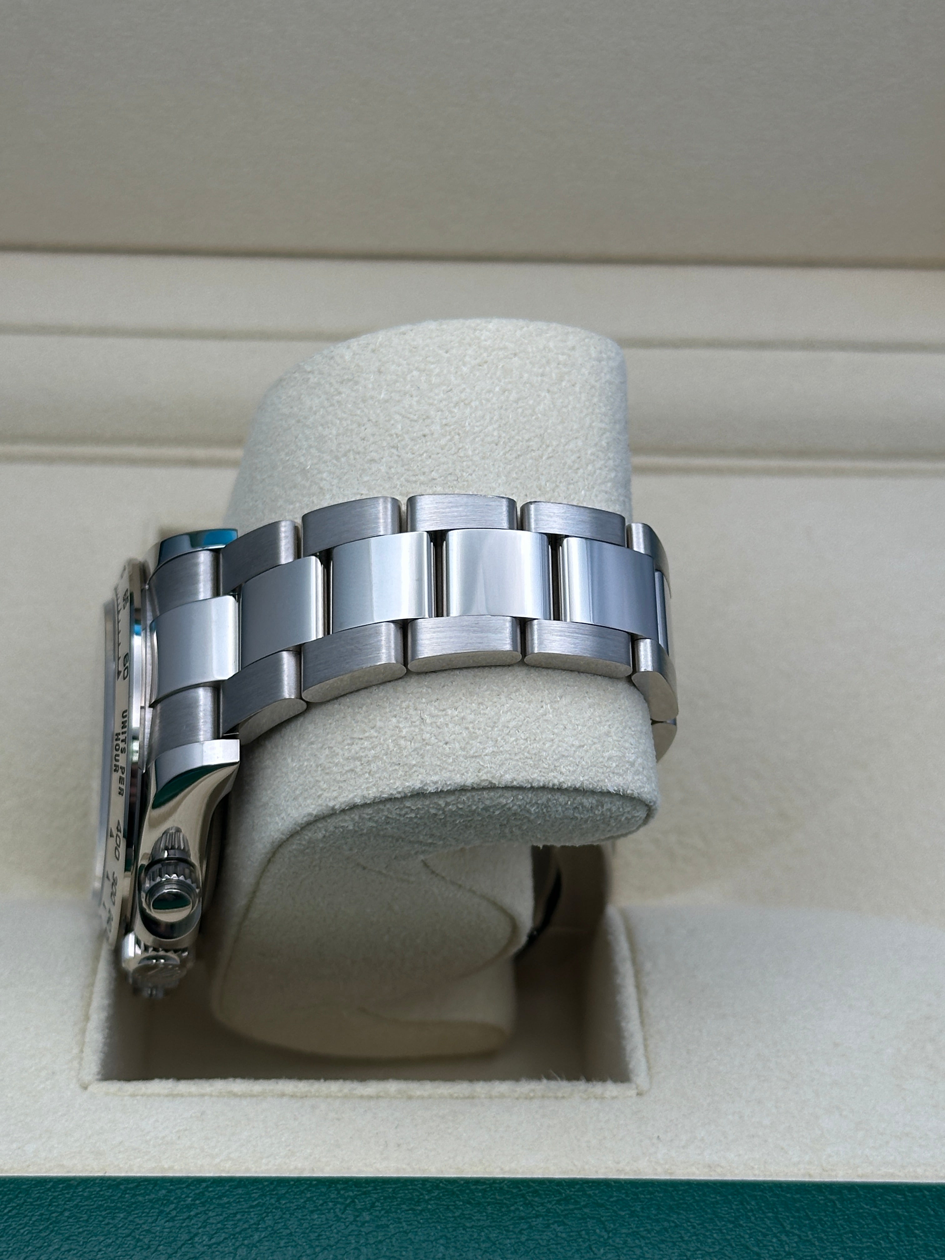 Rolex White Gold  Daytona  - Fixed Bezel - Black And Steel Index Dial - Oyster Bracelet - 126509 bkstio
