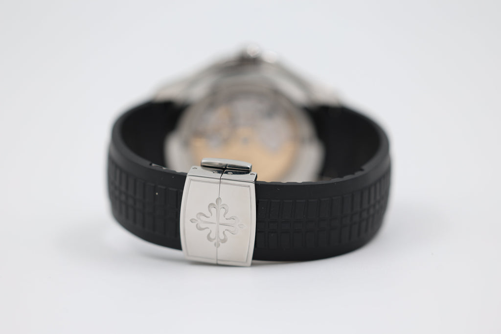 Patek Philippe - Aquanaut - Black Dial - 5167A-001 - 2018