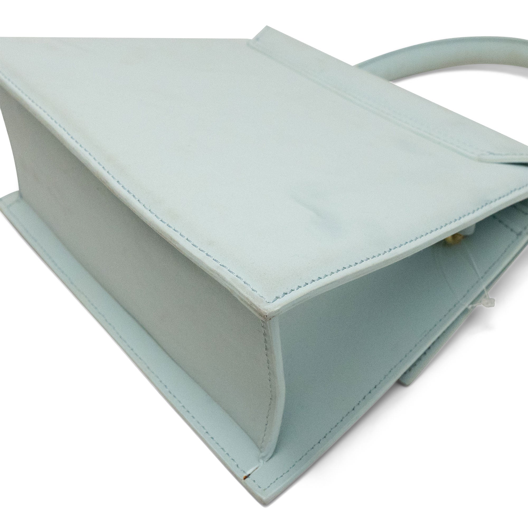 Jacquemus 'Le Chiquito Moyen' Top Handle Bag