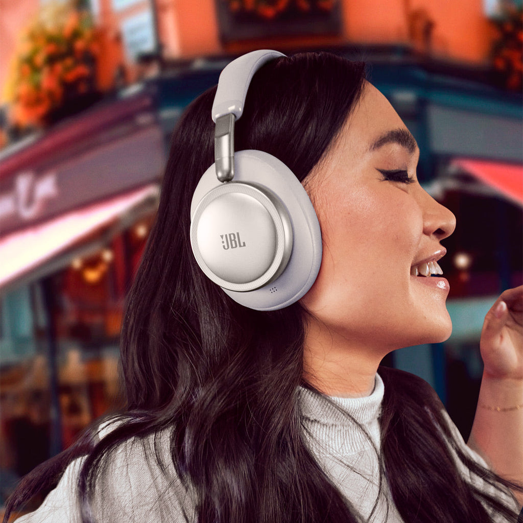 JBL Live 780NC Wireless Over Ear Noise Cancelling Headphone Bundle with gSport Case (Champagne)