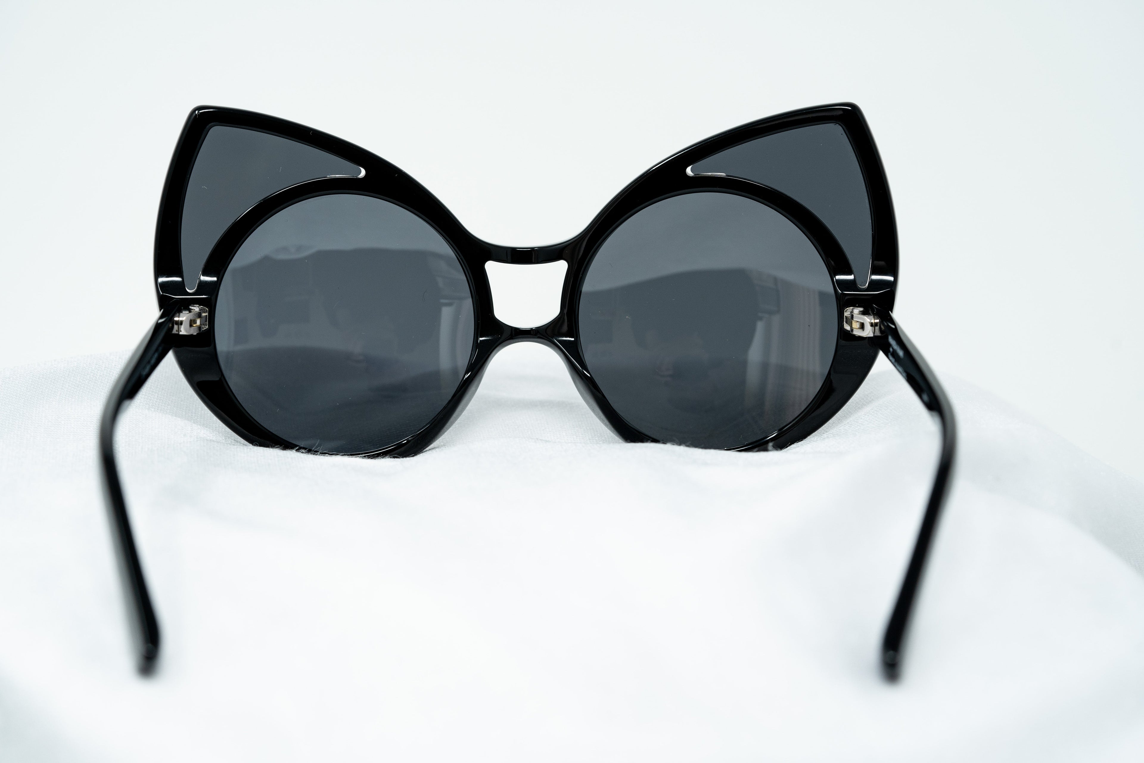 Khaleda And Fahad Ladies Cat Eye Grey Sunglasses