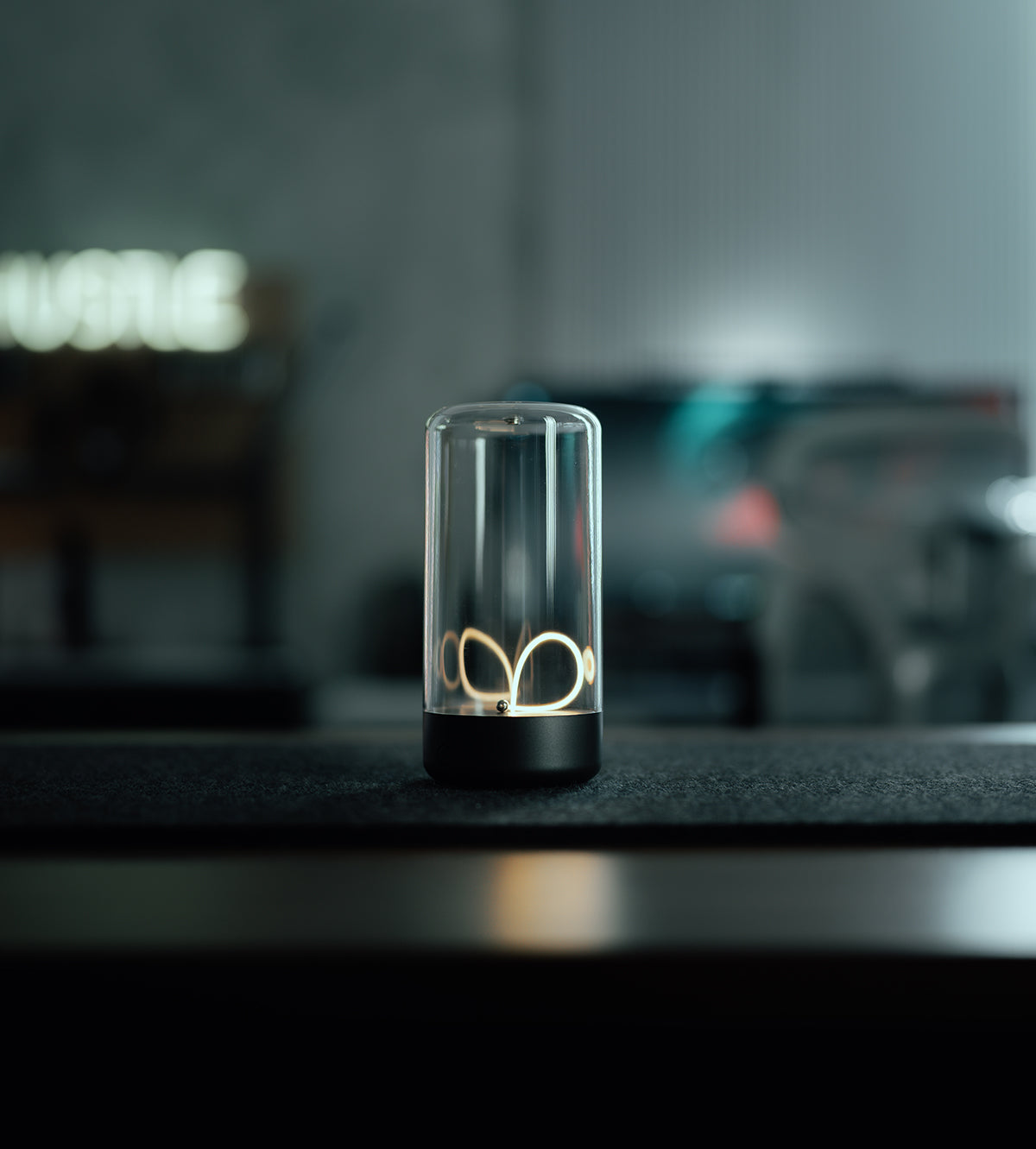 KUXIU Nebula Beam Lamp (Medium)