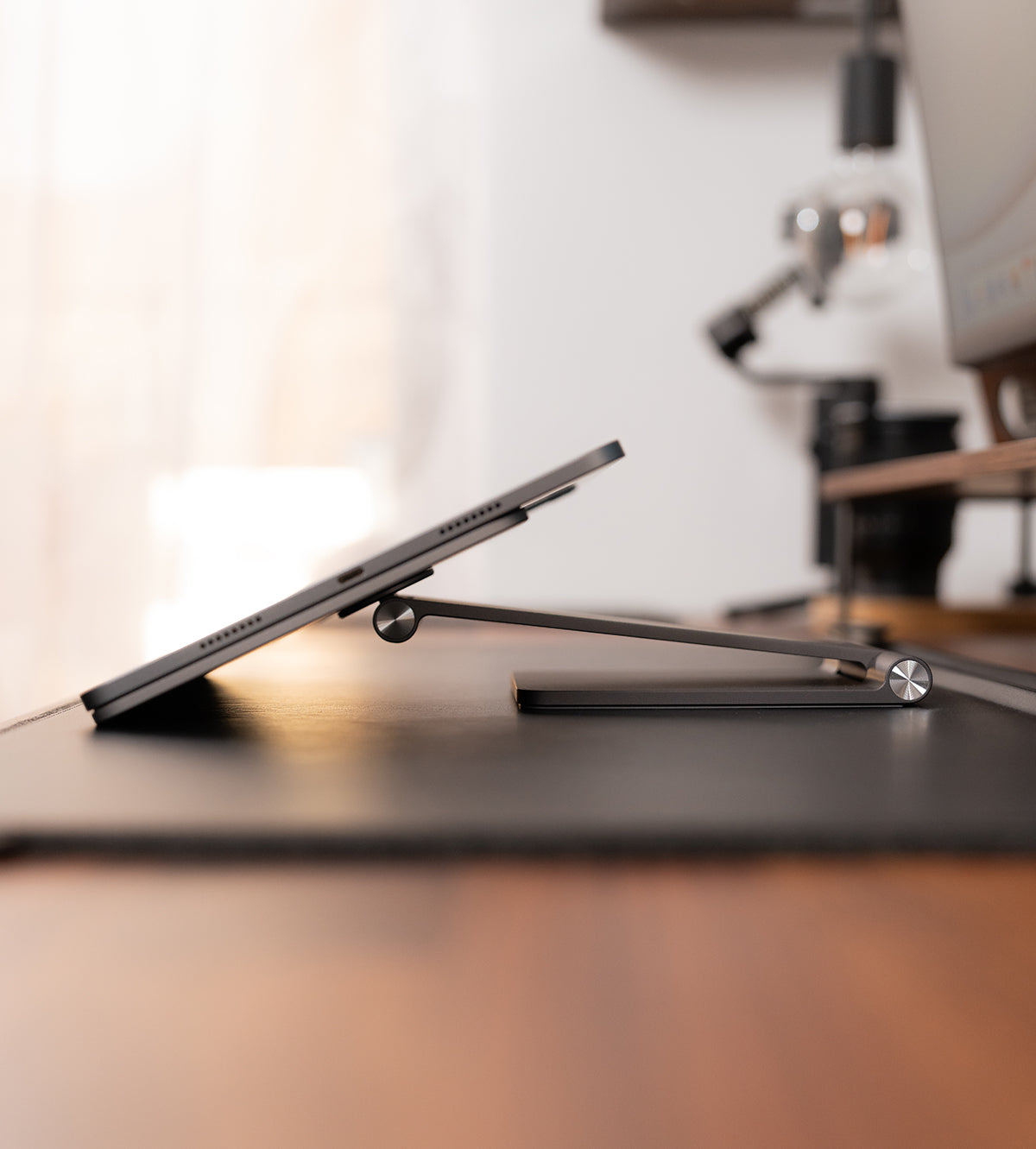 KUXIU X33 Foldable Magnetic iPad Stand