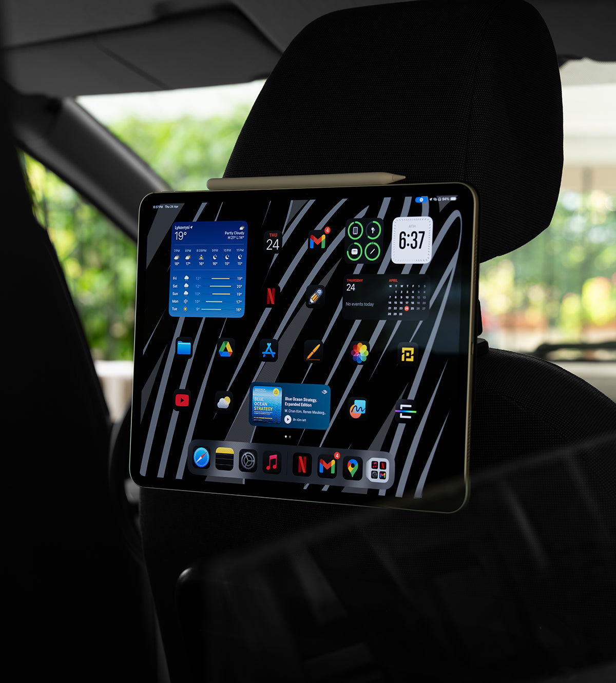 KUXIU X97 Pro MAX Magnetic iPad Mount with Charging for Car Headrest and Air Vent