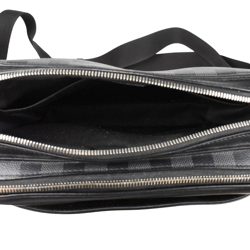 Louis Vuitton 'Trocadero' Messenger Bag