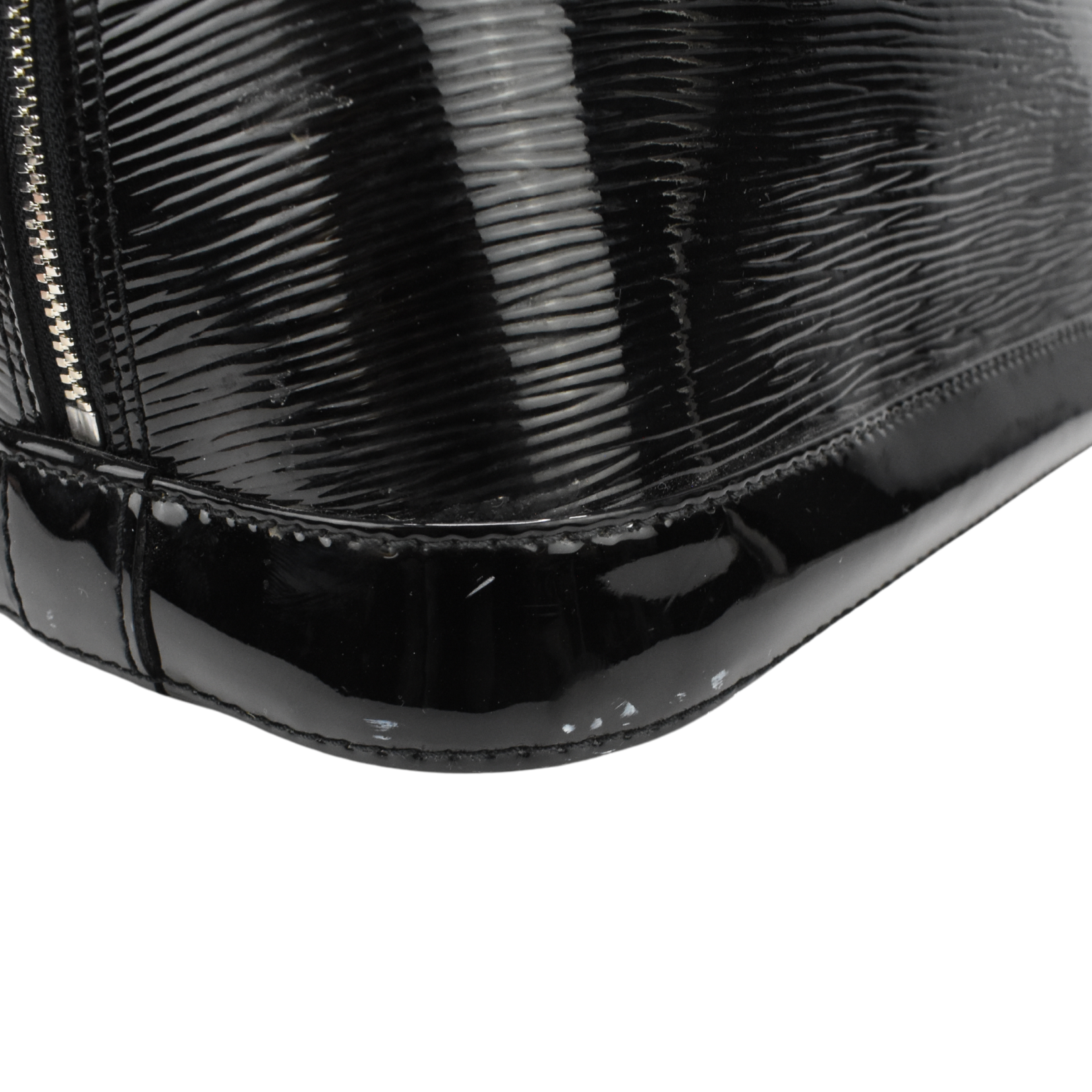 Louis Vuitton 'Alma MM' Handbag