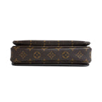 Louis Vuitton 'Pochette Metis' Bag