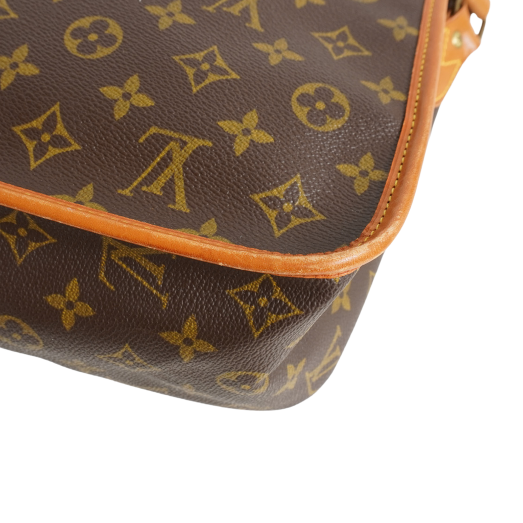 Louis Vuitton 'Gibeciere GM' Bag