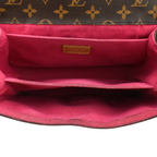 Louis Vuitton 'Pochette Metis' Handbag