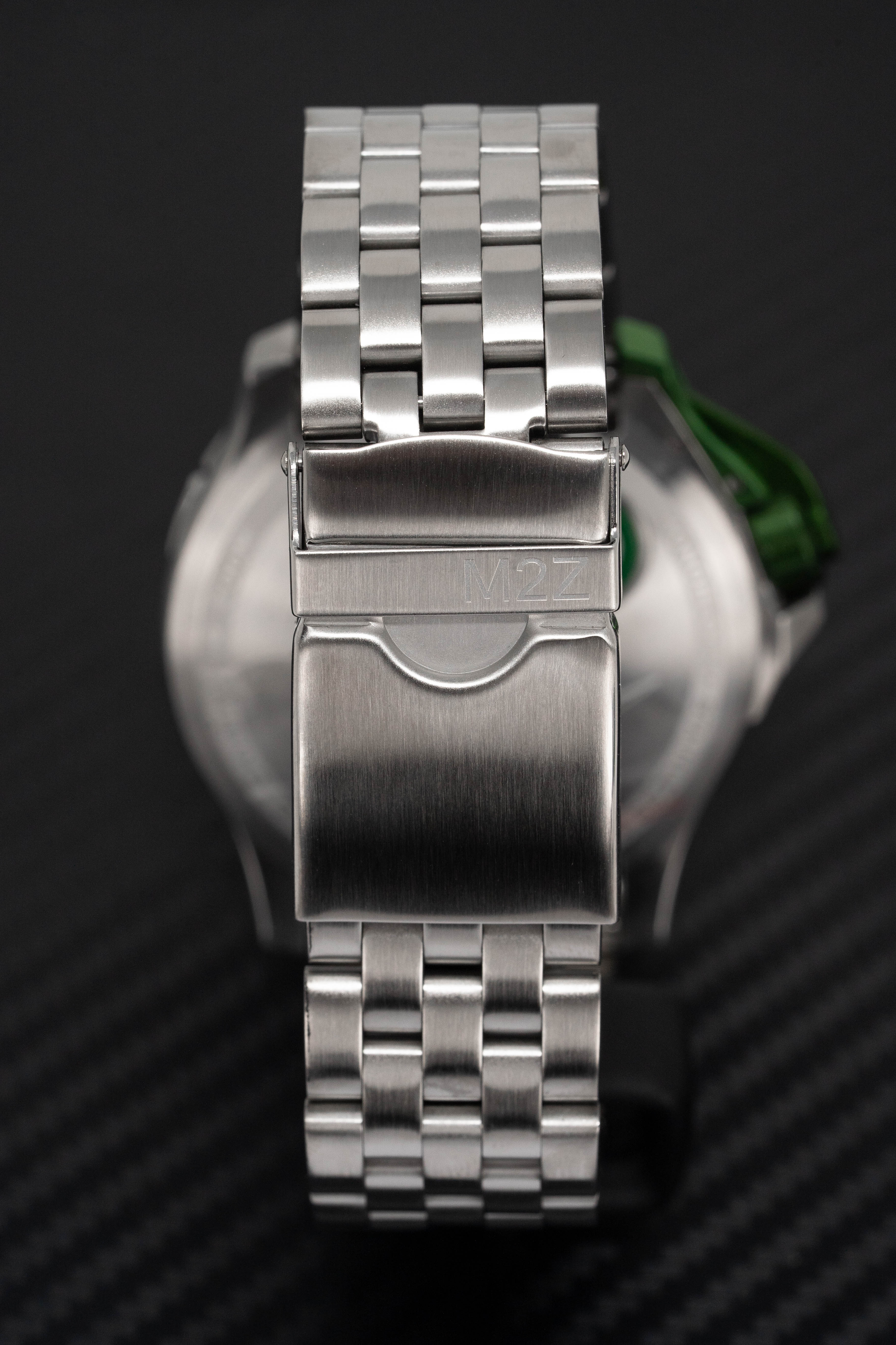 M2Z Men's Watch Diver 200 Bracelet Green