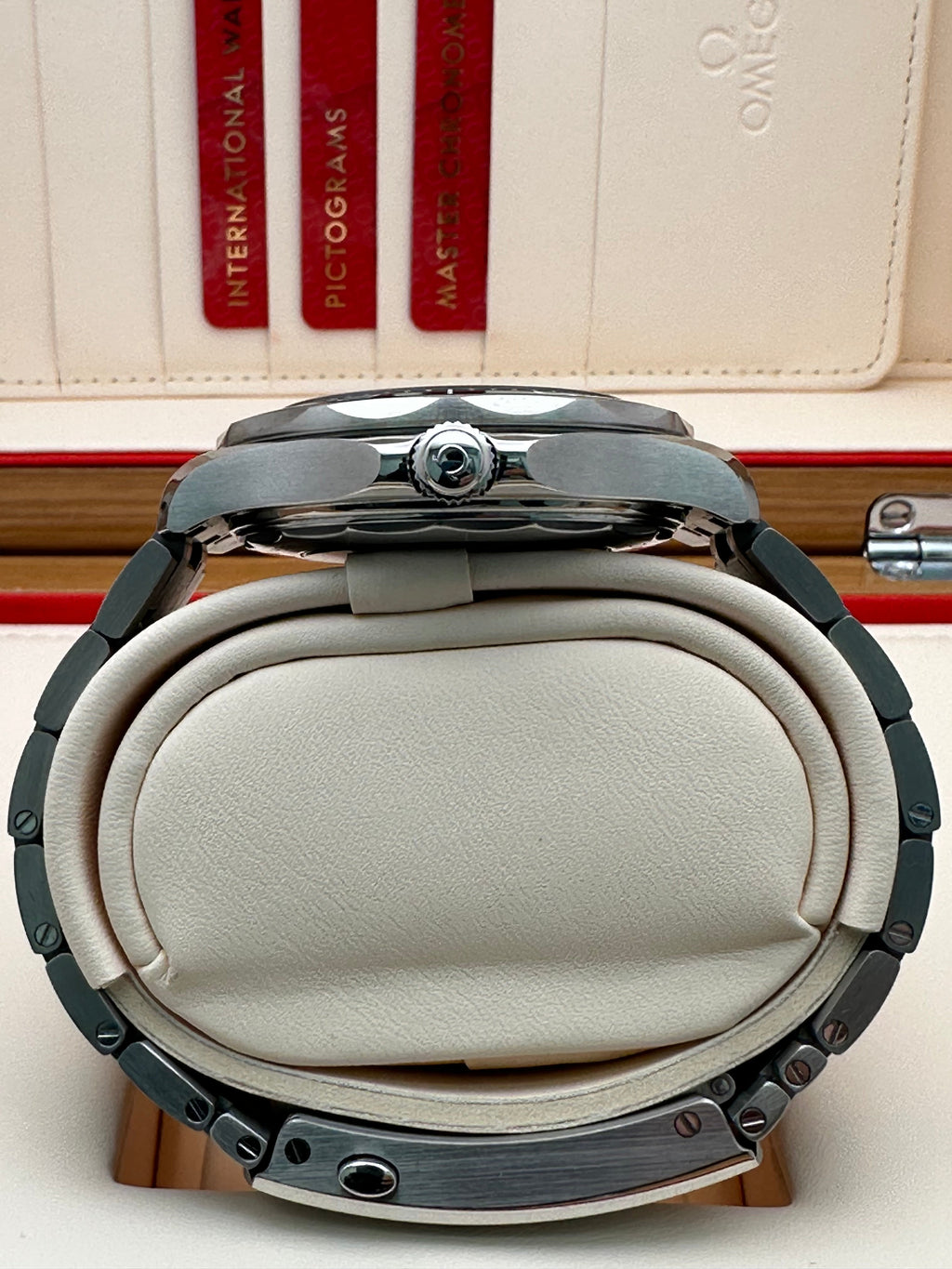 Omega Seamaster Diver 300M Co-Axial Master Chronometer Watch - 42 mm Steel Case - Green Ceramic Dial - 210.30.42.20.10.001