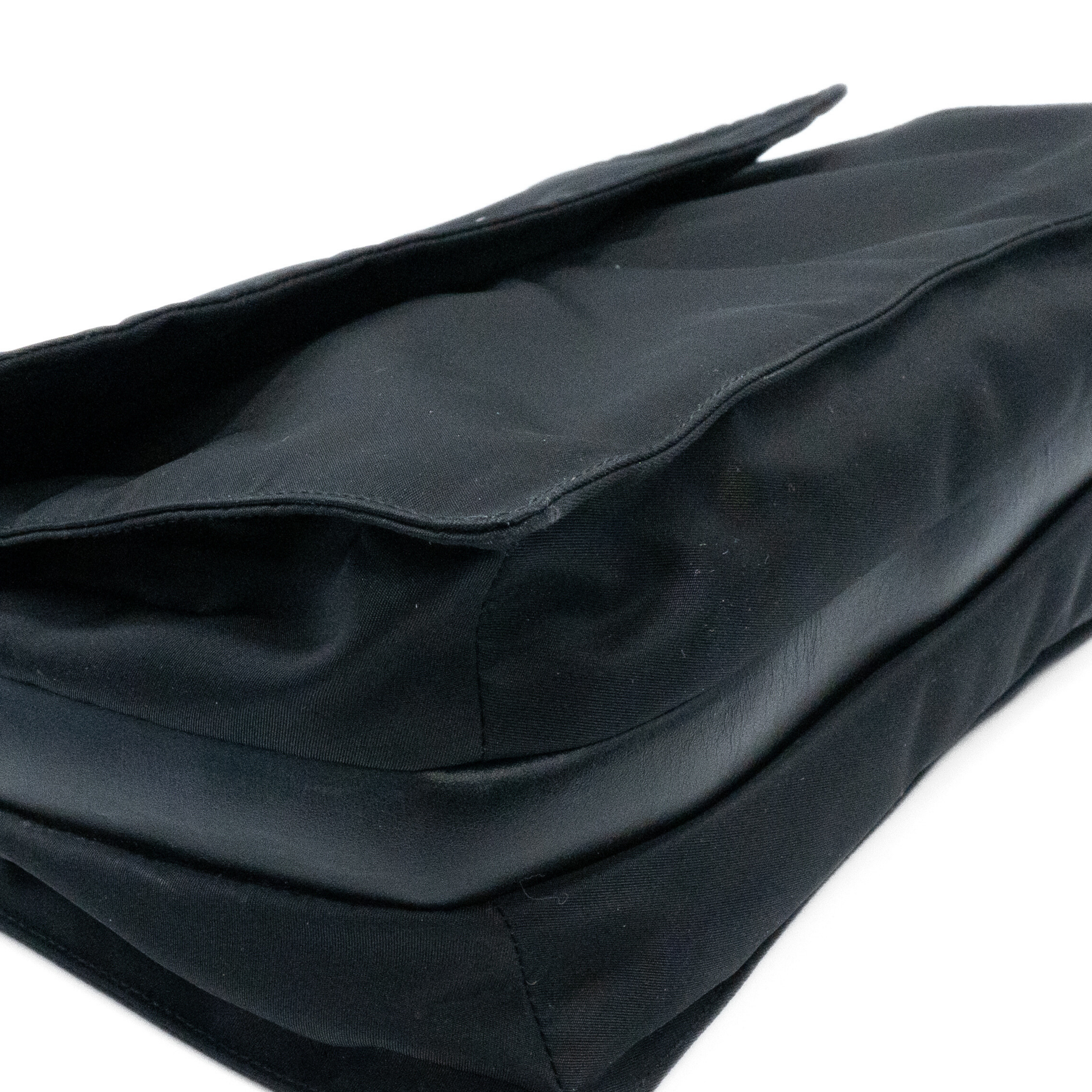 Prada 'Traveller Padded Re-Nylon' Messenger Bag
