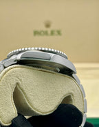 Rolex Steel GMT-Master II 40  - Black Bezel - Black Dial - Oyster Bracelet - 116710LN