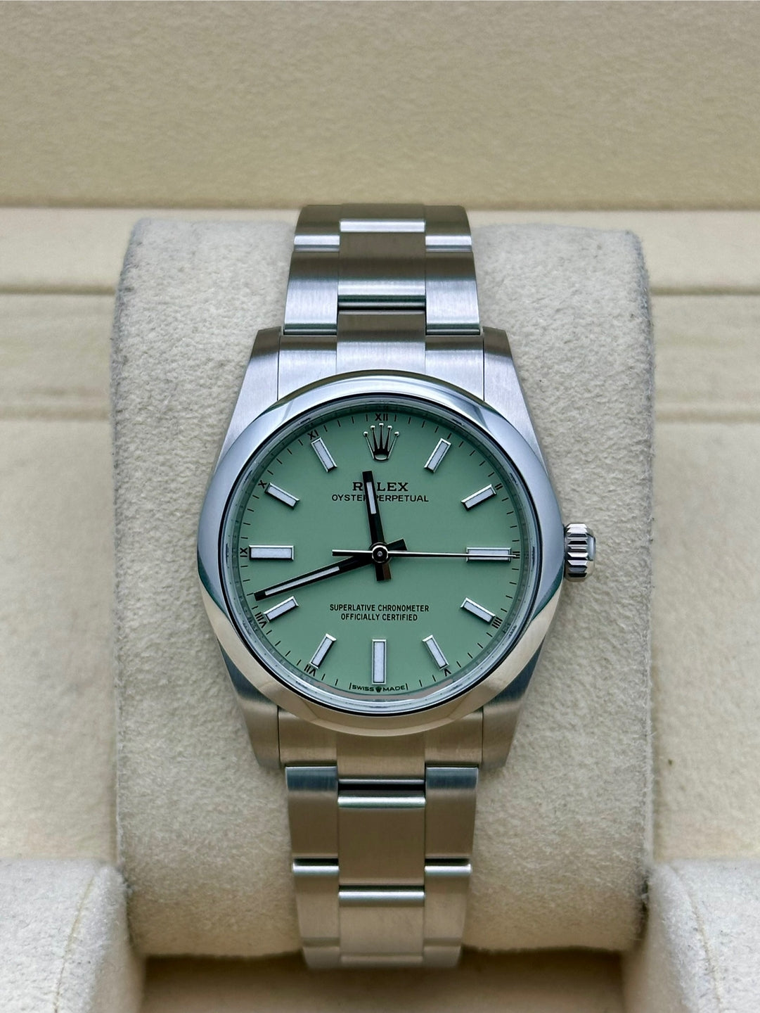 Rolex Oyster Perpetual 34 Pistachio Green Dial Oyster Bracelet - 124200 - 2025