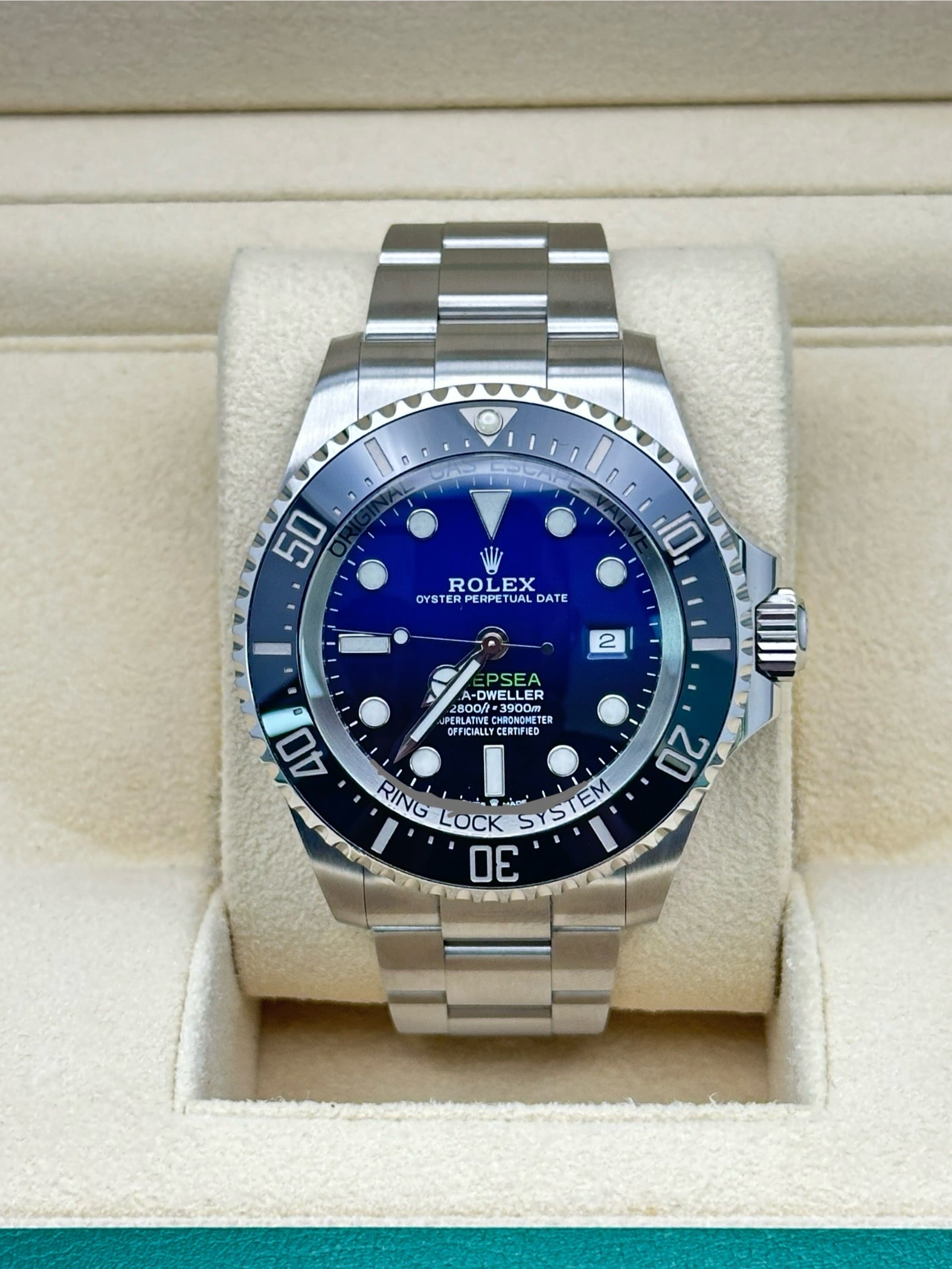 Rolex Sea-Dweller Deepsea 44  - D-Blue James Cameron Dial